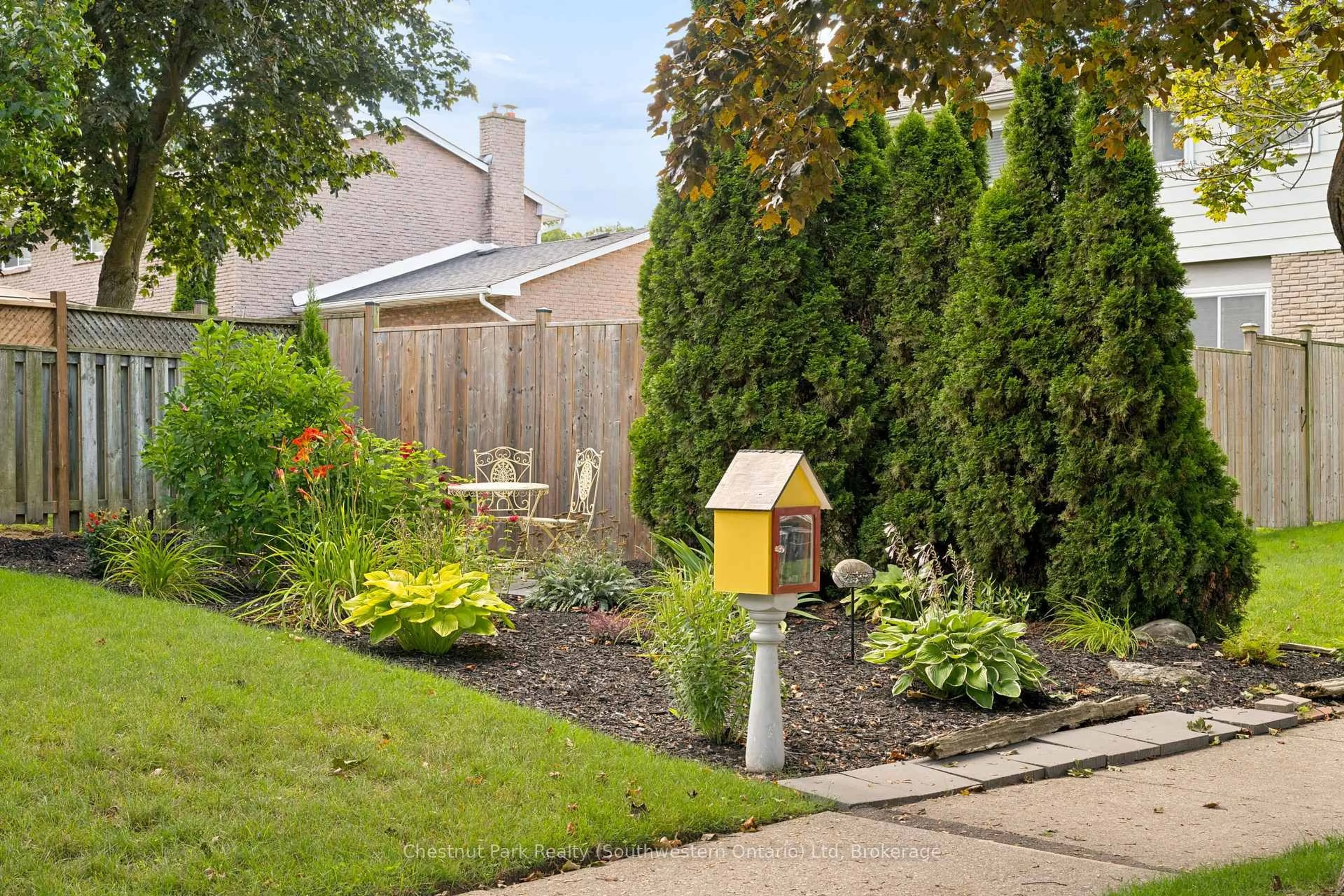 Unknown for 158 Autumn Hill Cres, Kitchener Ontario N2N 1K8