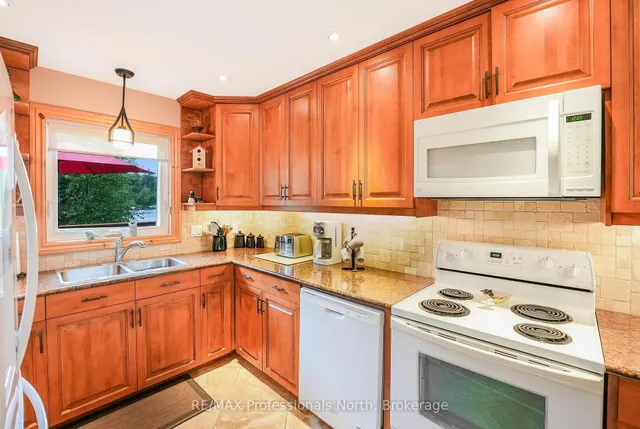 1029 Trio Lane, Highlands East 2