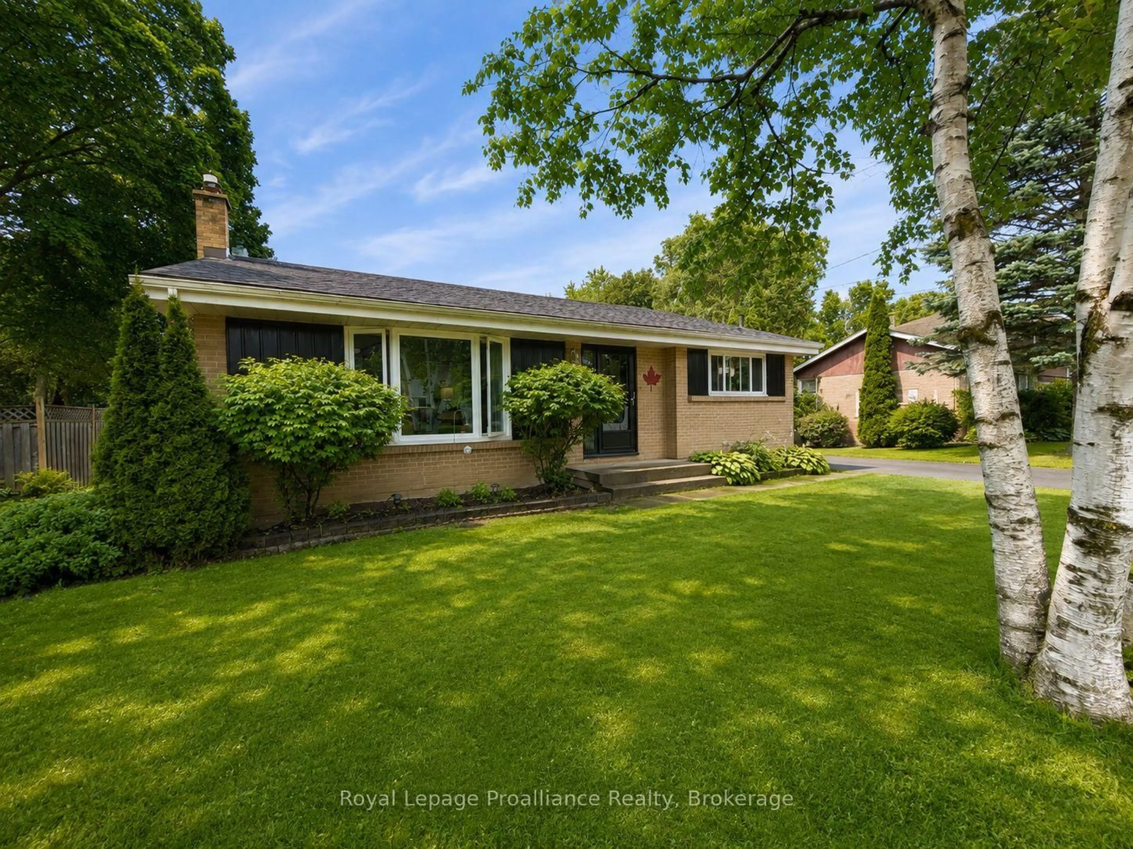 Unknown for 32 Glen Rd, Belleville Ontario K8P 4G1