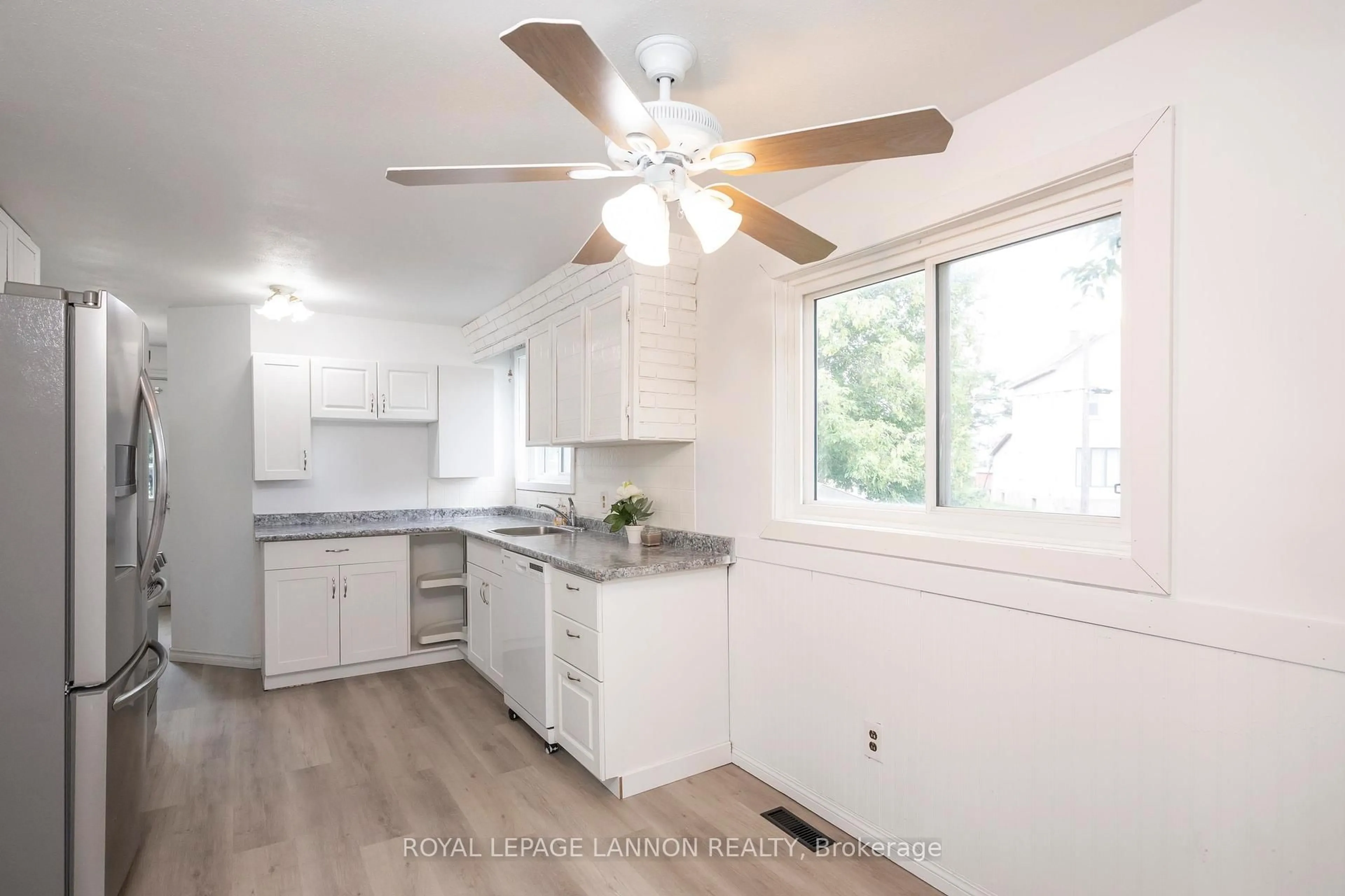 Open concept kitchen, unknown for 873 MINNESOTA St, Thunder Bay Ontario P7C 3L7