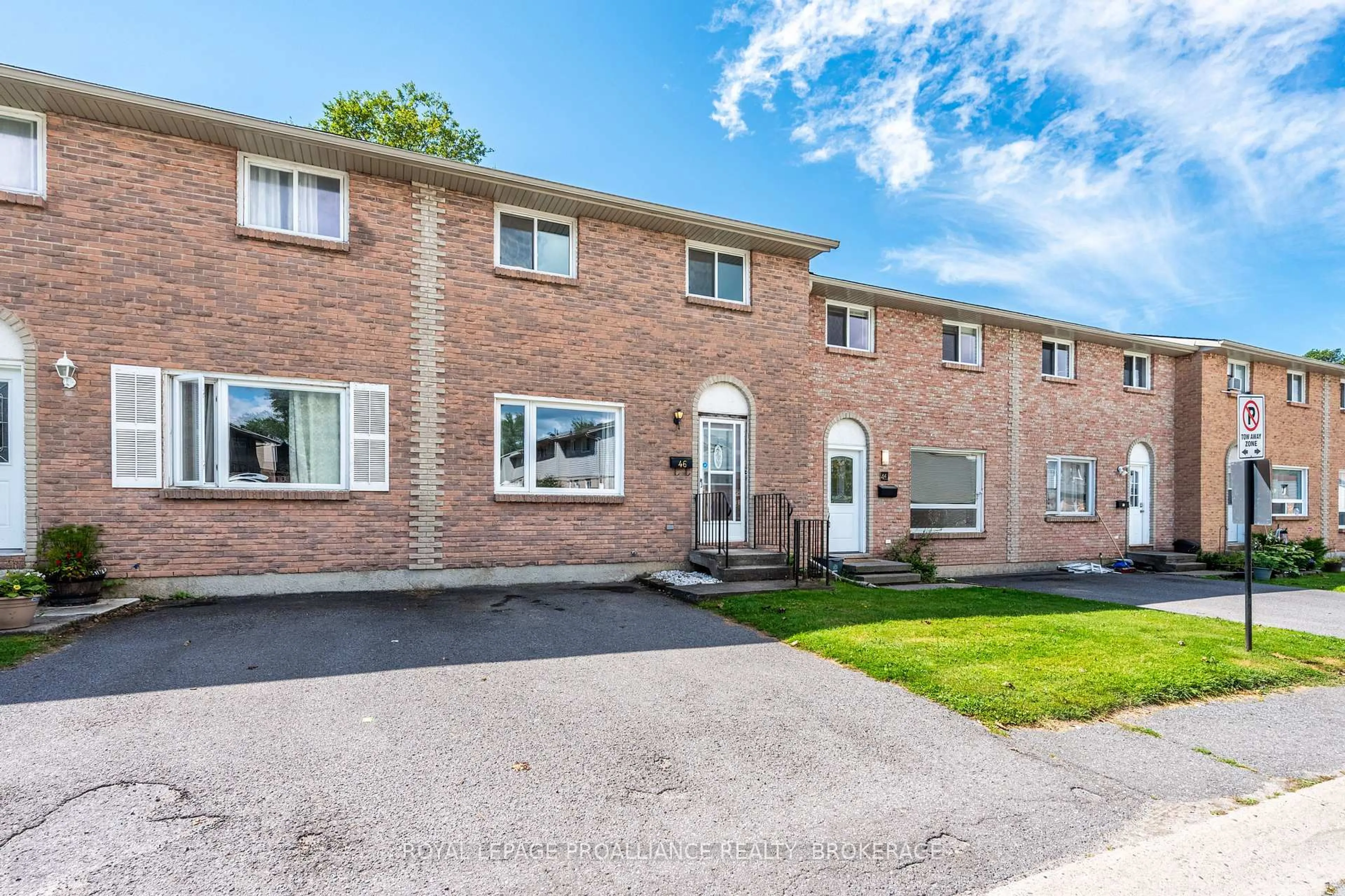 A pic from outside/outdoor area/front of a property/back of a property/a pic from drone, street for 46 Rosemund Cres, Kingston Ontario K7M 6Z4