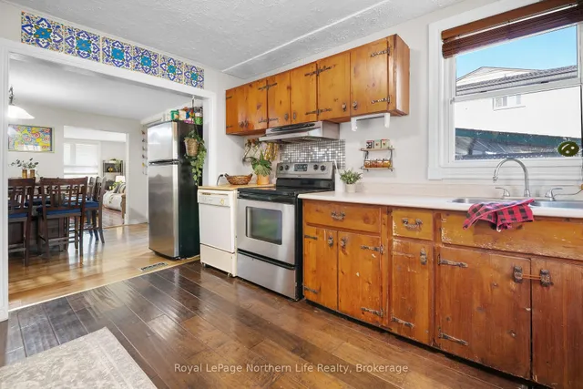 478 First Ave, North Bay 5