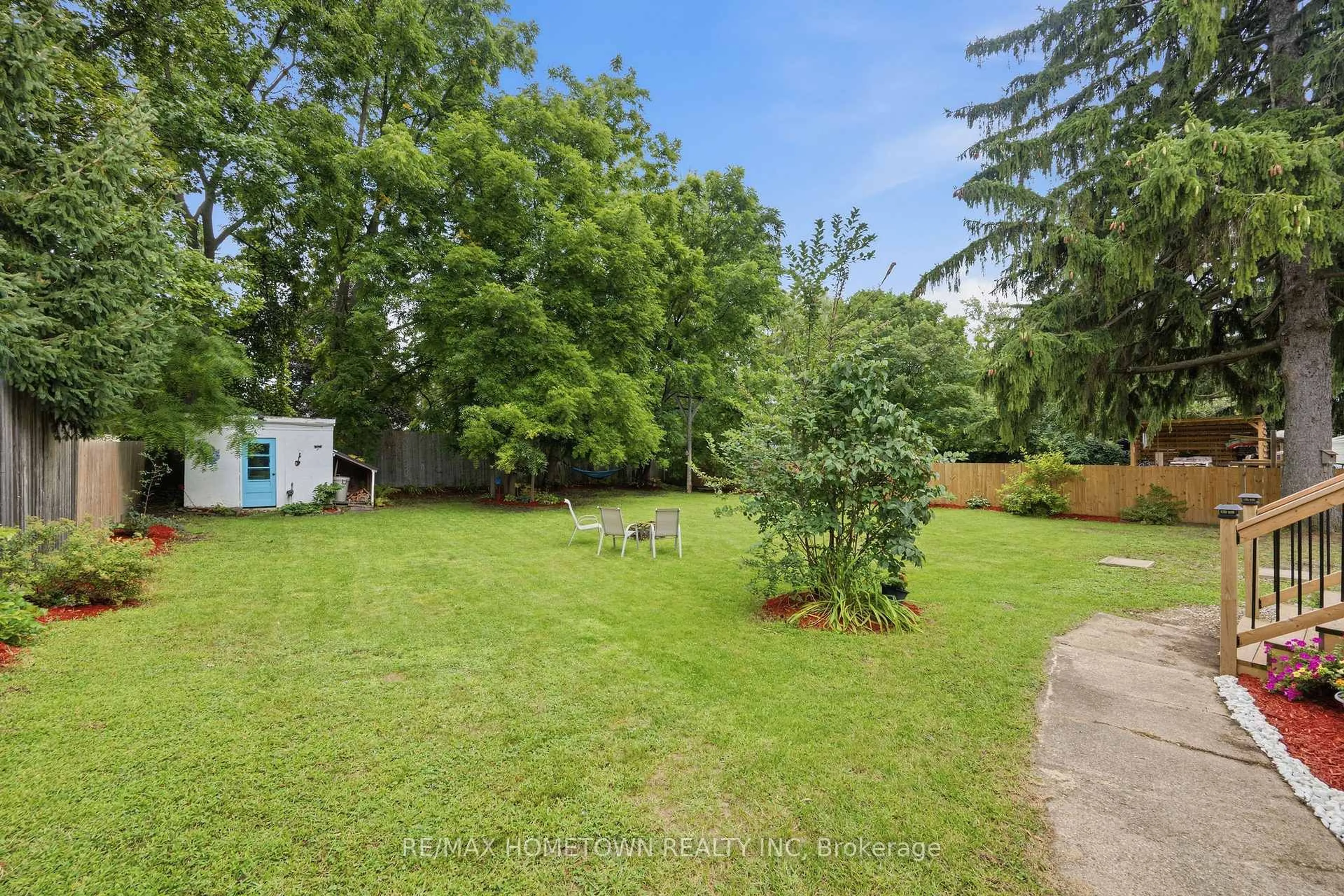 A pic from outside/outdoor area/front of a property/back of a property/a pic from drone, forest/trees view for 3 Reid St, Athens Ontario K0E 1B0
