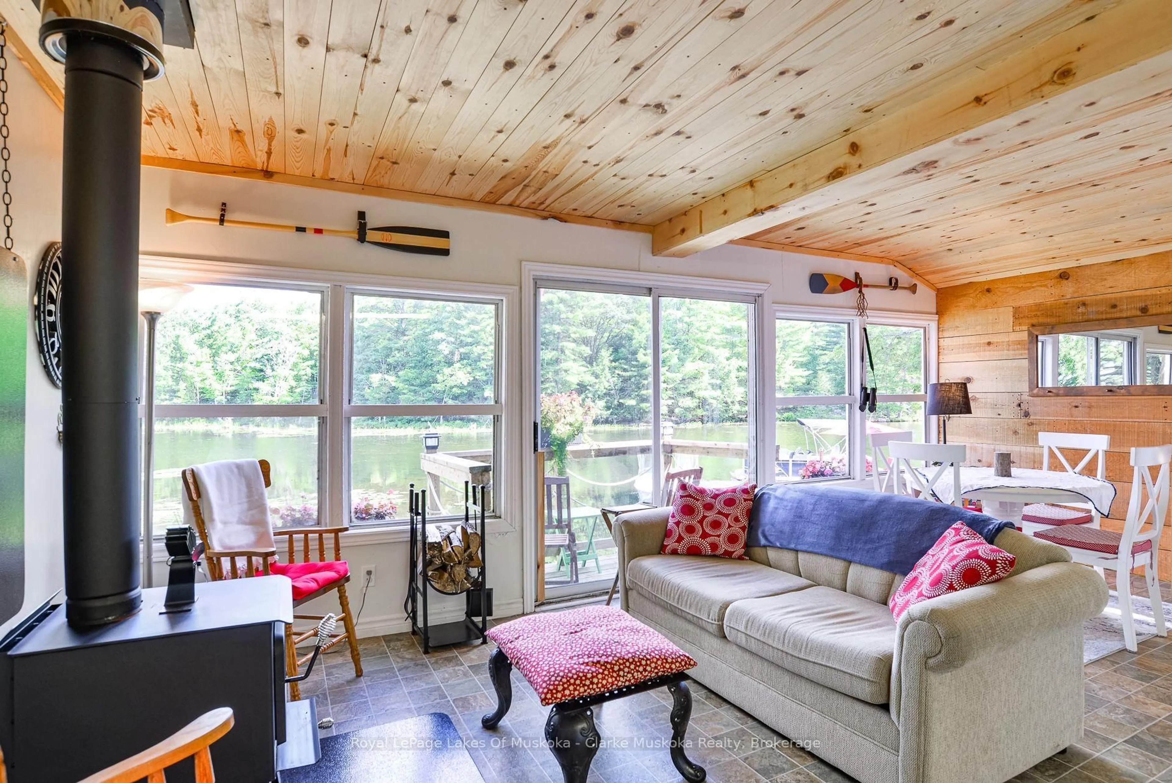 Living room with furniture, wood/laminate floor for 38 Island 130 Severn River, Georgian Bay Ontario L0K 1S0