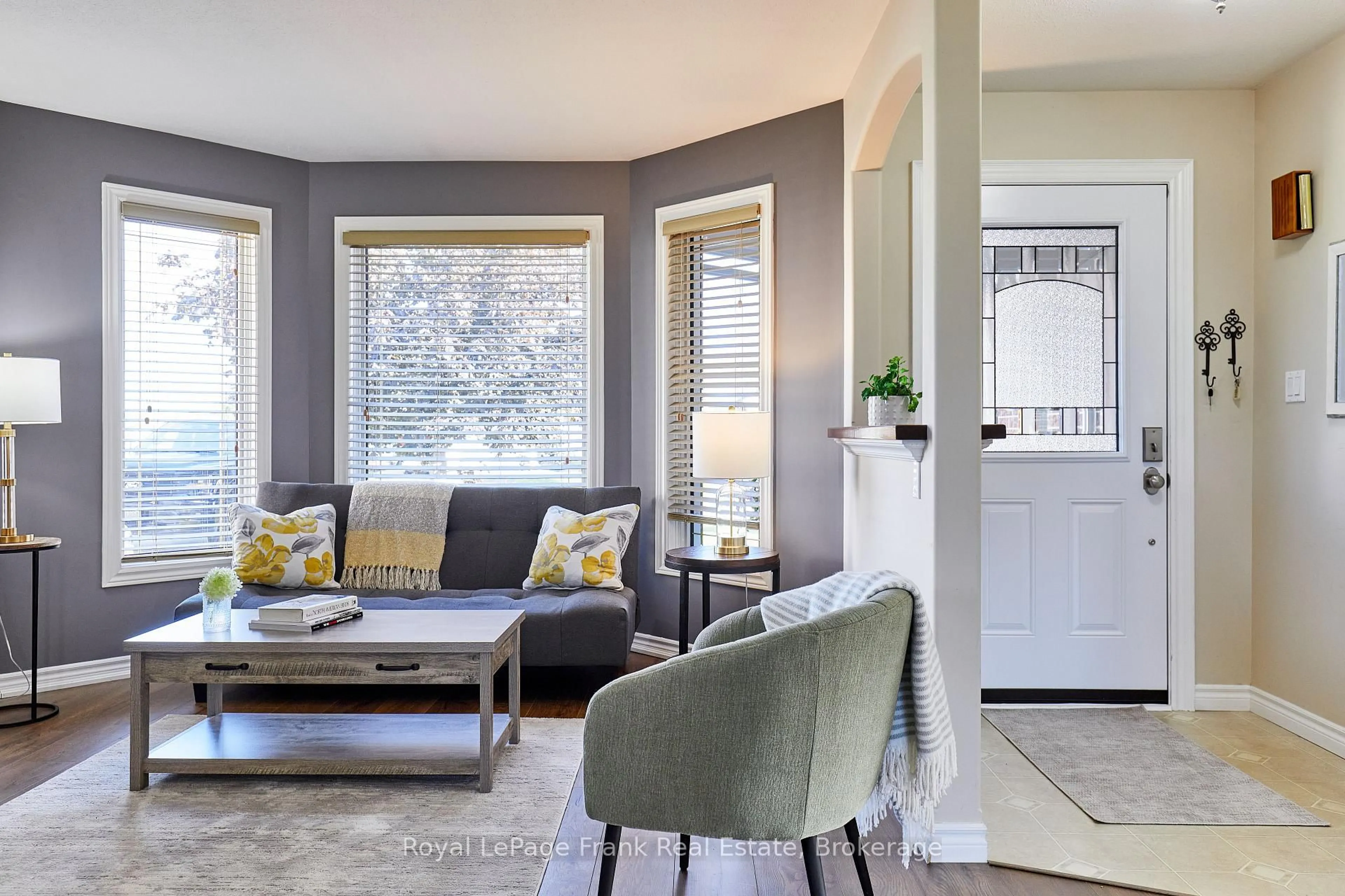 Living room with furniture, unknown for 24 Beverly St, Kawartha Lakes Ontario K9V 4Y7