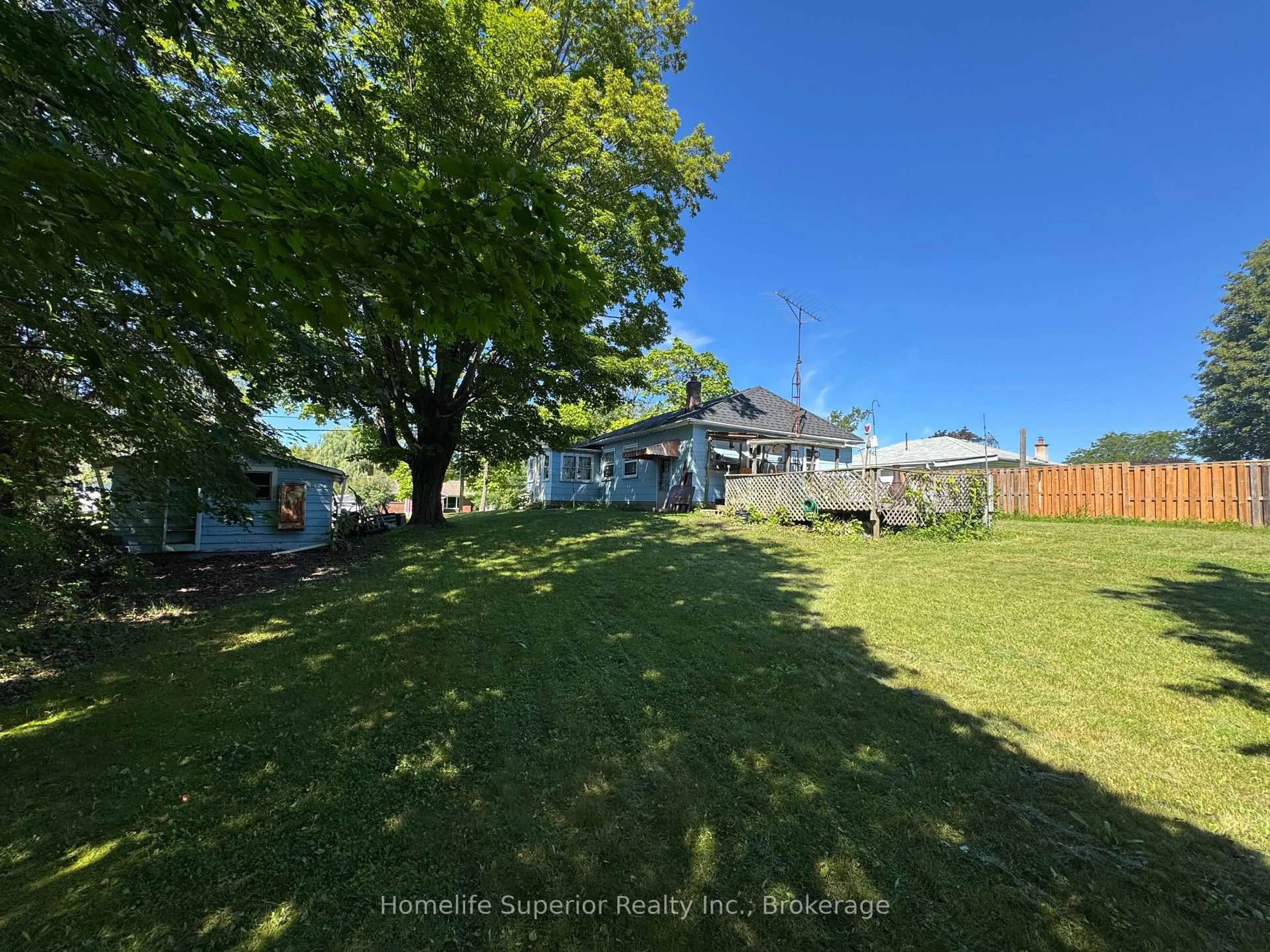 A pic from outside/outdoor area/front of a property/back of a property/a pic from drone, unknown for 163 County Rd 46, Havelock-Belmont-Methuen Ontario K0L 1Z0