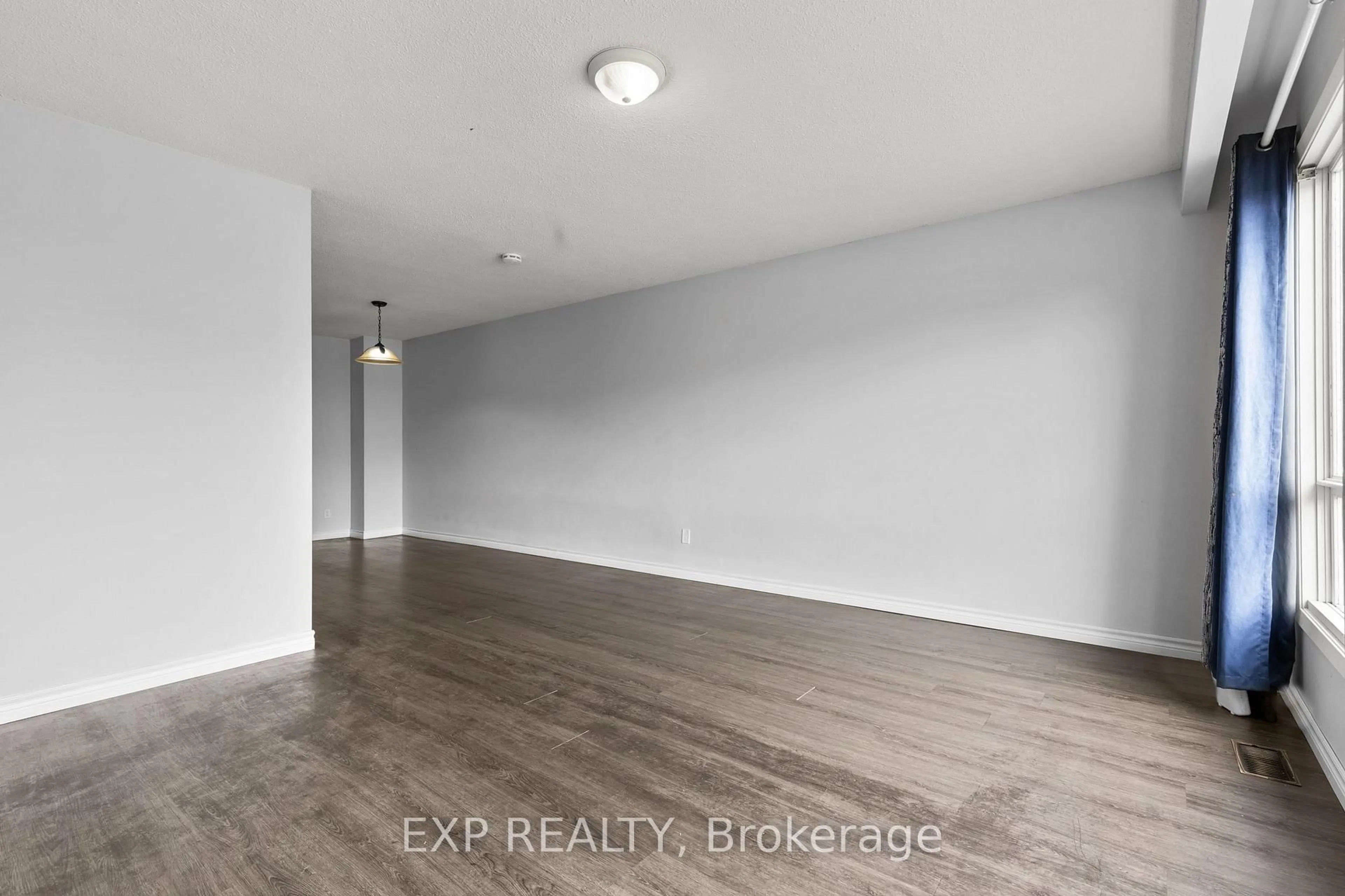 A pic of a room for 20 Canterbury Dr, St. Catharines Ontario L2P 3M7