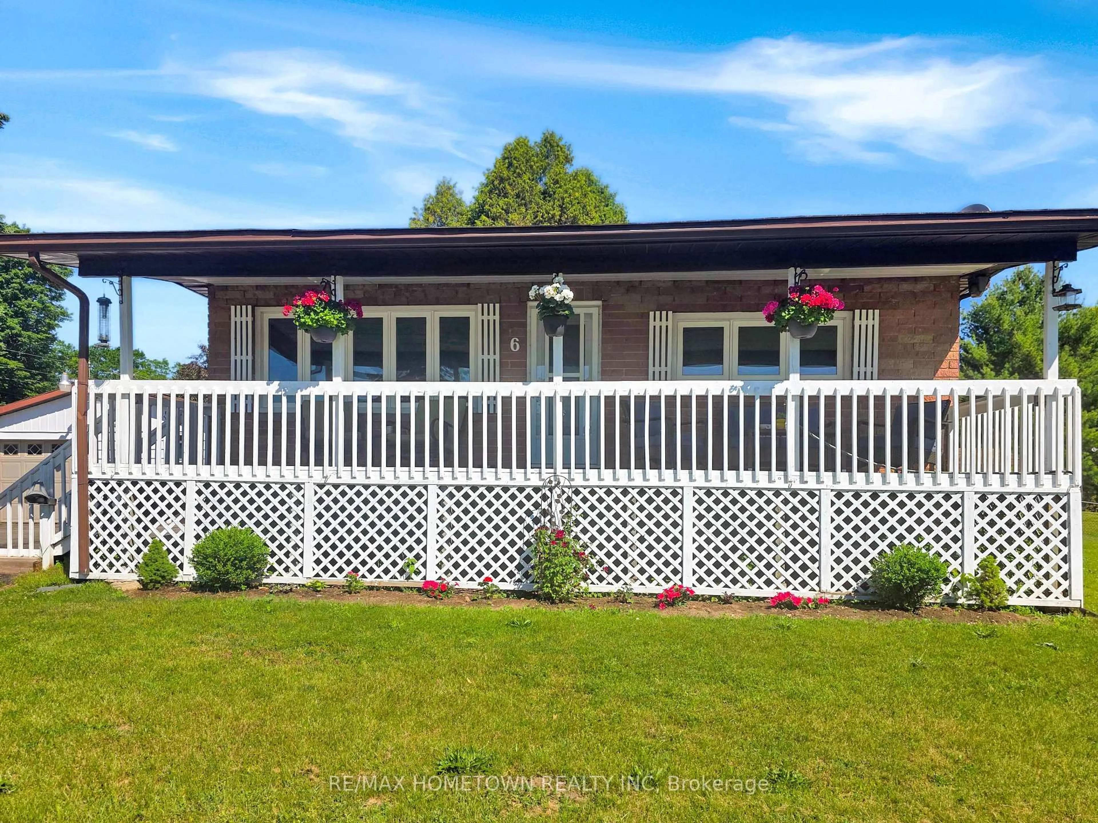 A pic from outside/outdoor area/front of a property/back of a property/a pic from drone, unknown for 6 Jane St, Augusta Ontario K0E 1P0