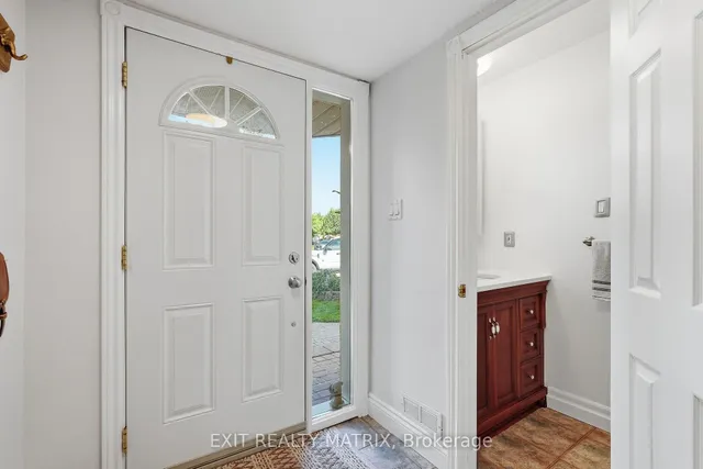 270 Fernleaf Cres, Orleans 3