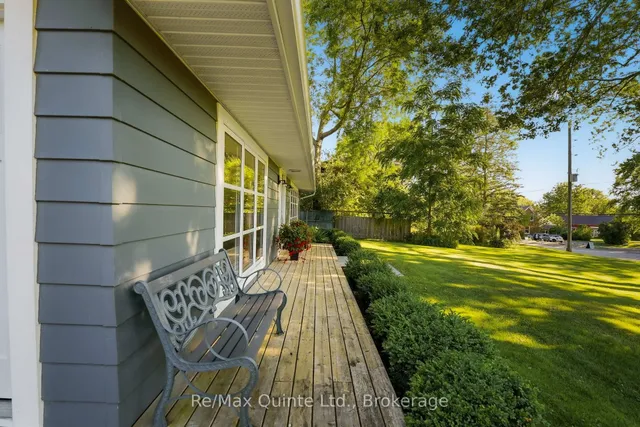 22 Beckwith St, Prince Edward County 5