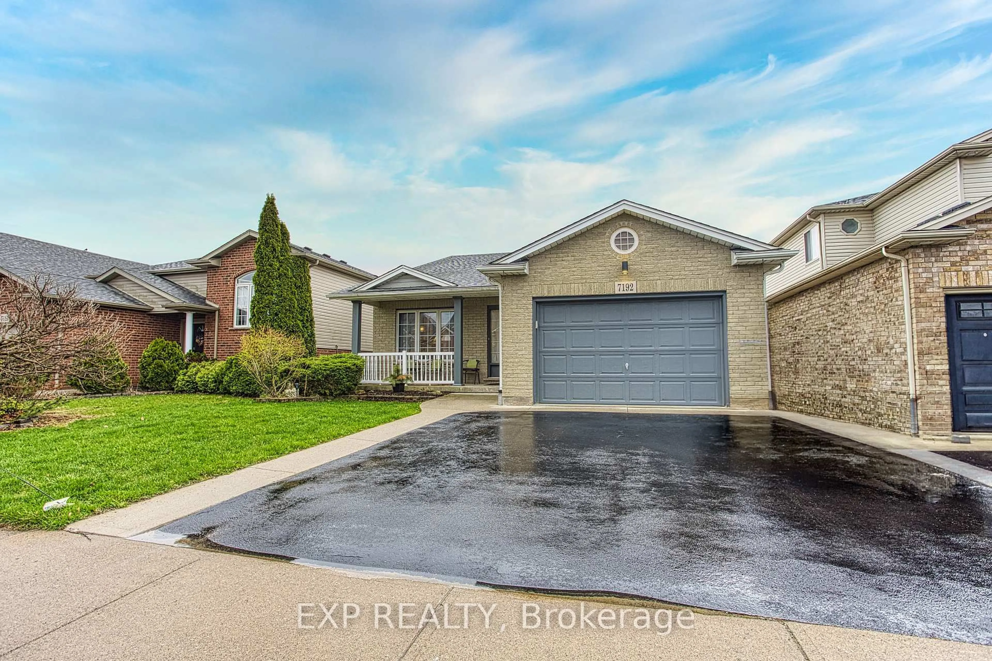 Unknown for 7192 Kelly Dr, Niagara Falls Ontario L2H 3K1
