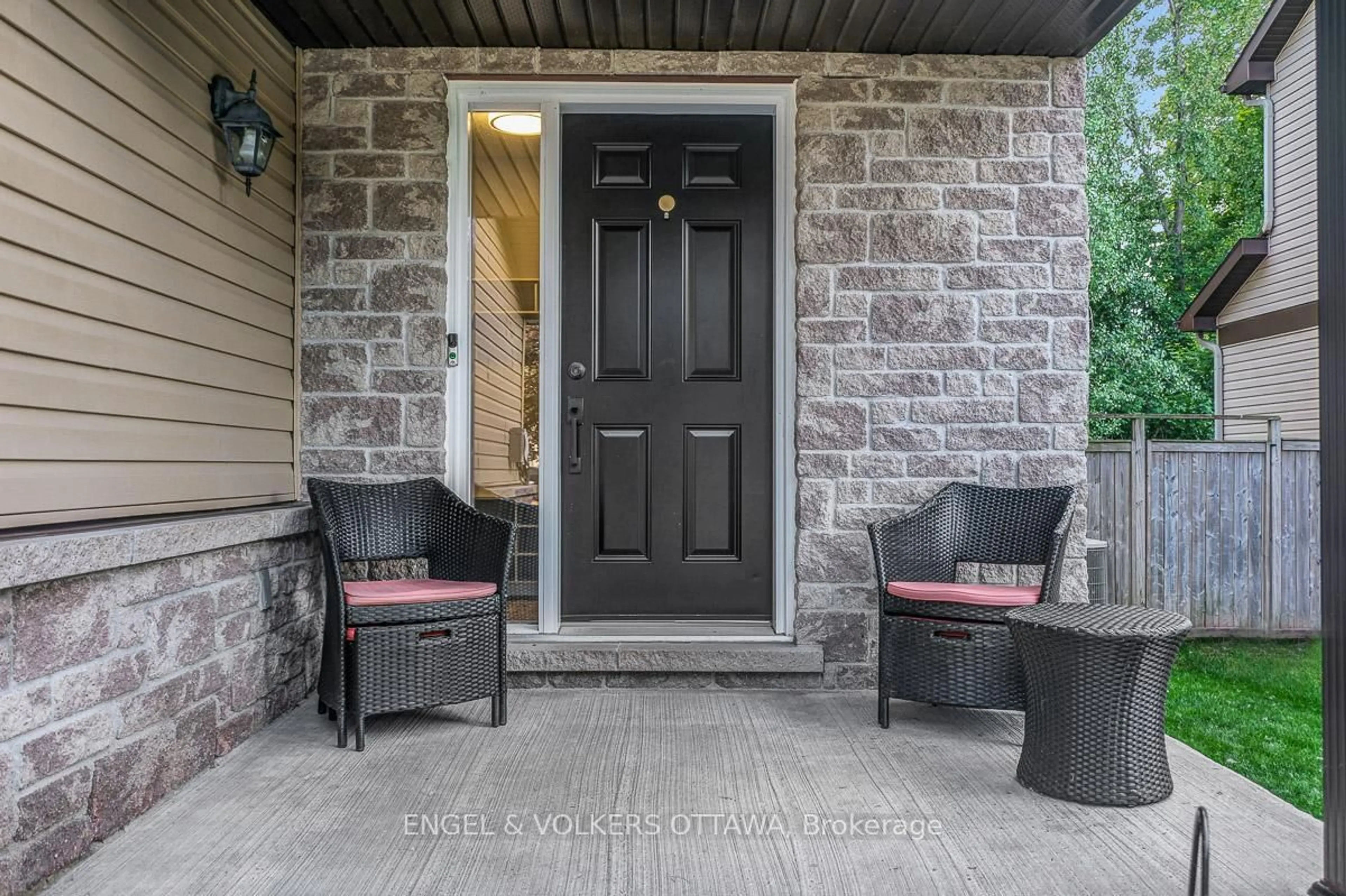 Unknown for 938 Payer St, Clarence-Rockland Ontario K4K 1N2