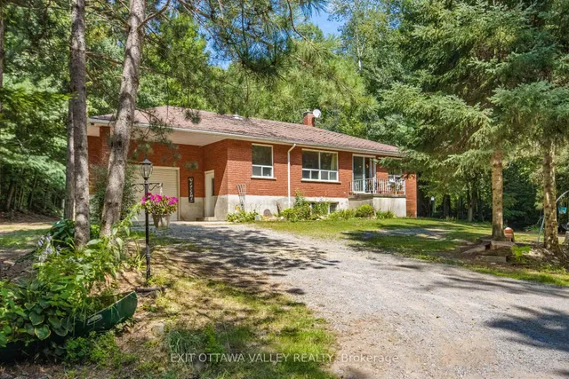 561 Long Lake Rd, Barry's Bay 2