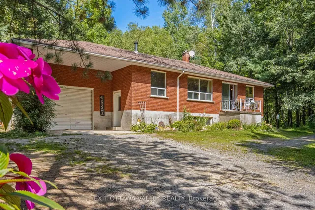 561 Long Lake Rd, Barry's Bay 3