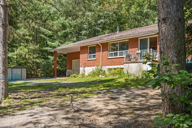 561 Long Lake Rd, Barry's Bay 4