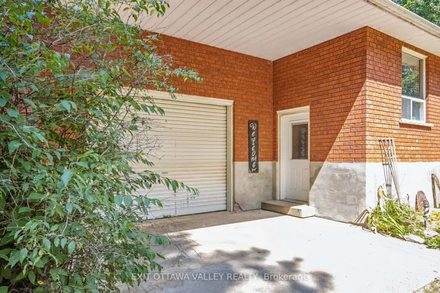 561 Long Lake Rd, Barry's Bay 5