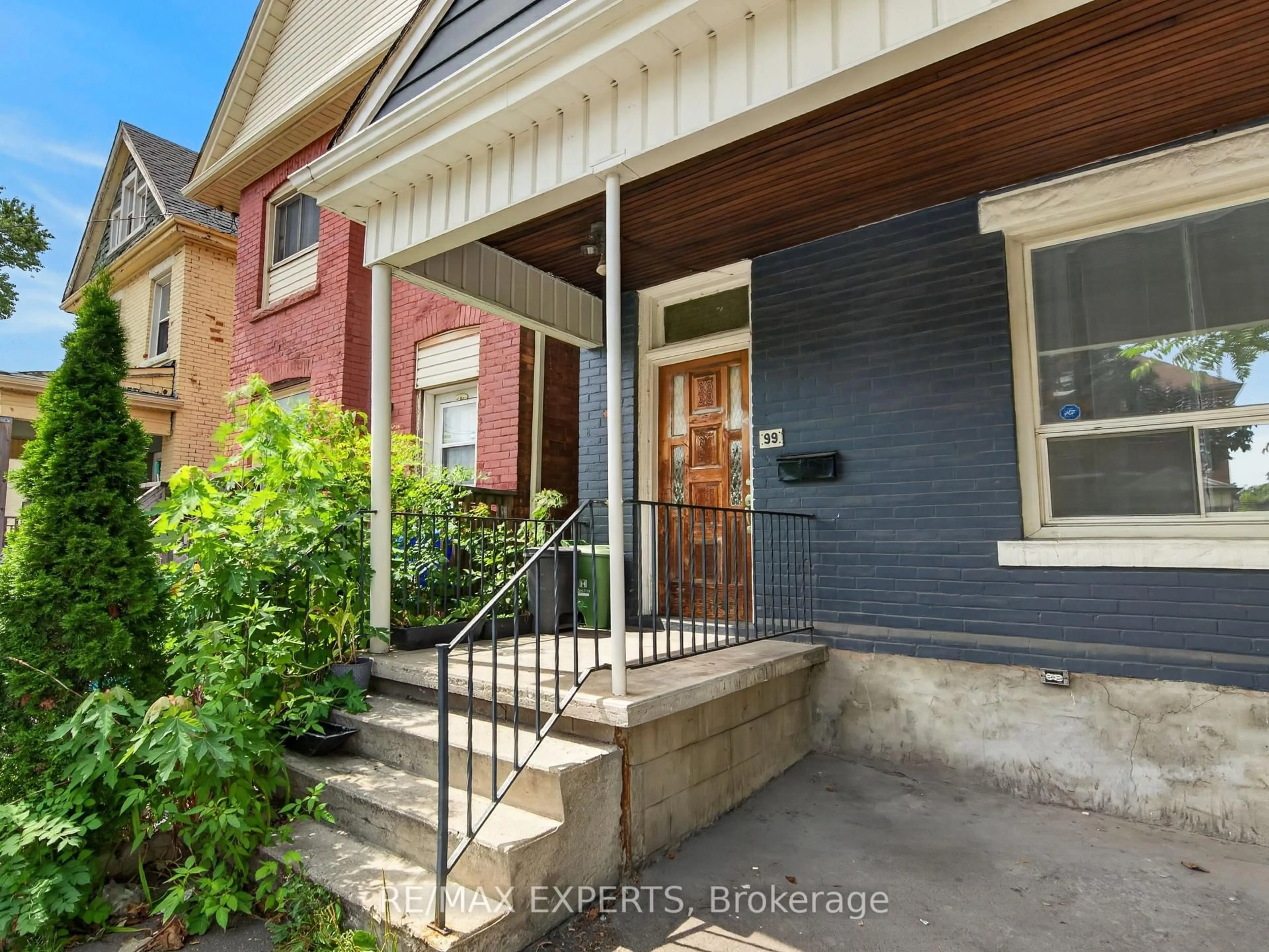 Unknown for 99 Leeming St, Hamilton Ontario L8L 5T5