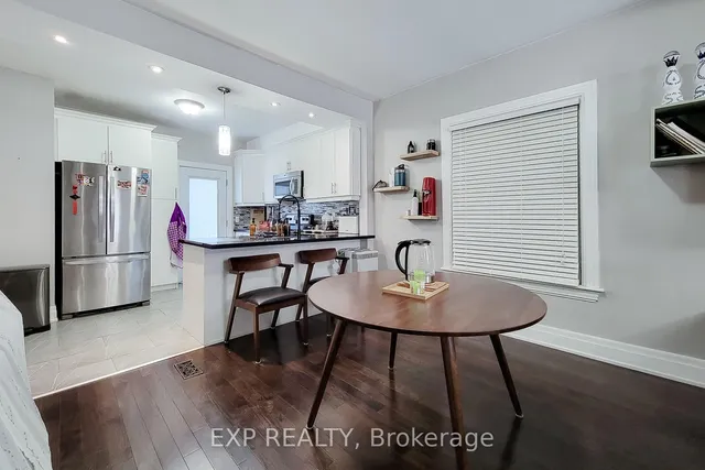 82 Gibson Ave, Hamilton 5