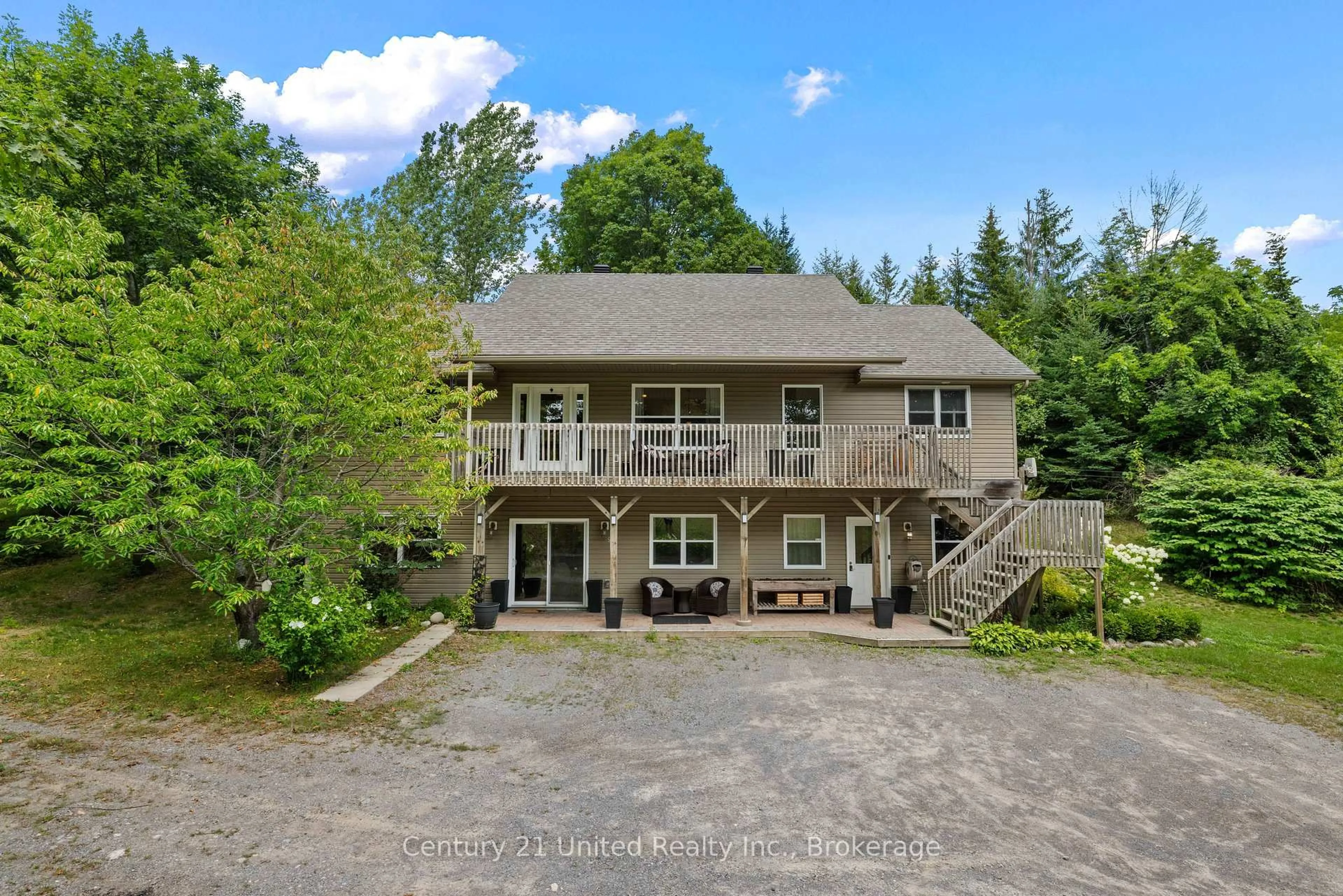 A pic from outside/outdoor area/front of a property/back of a property/a pic from drone, unknown for 670 County Road 26, Brighton Ontario K0K 1H0