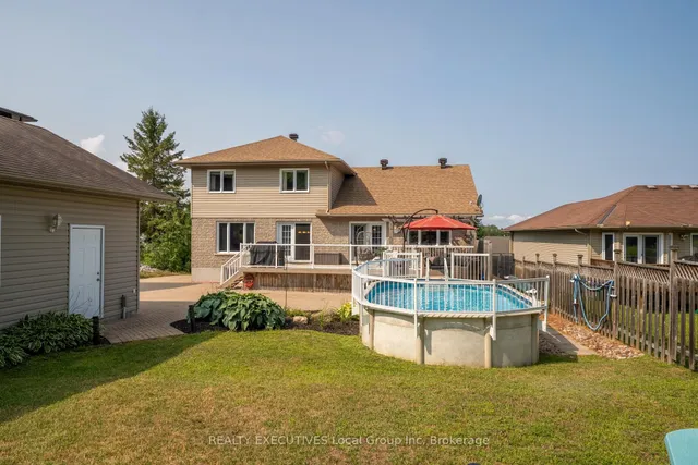 124 Fairway Dr, Callander 4