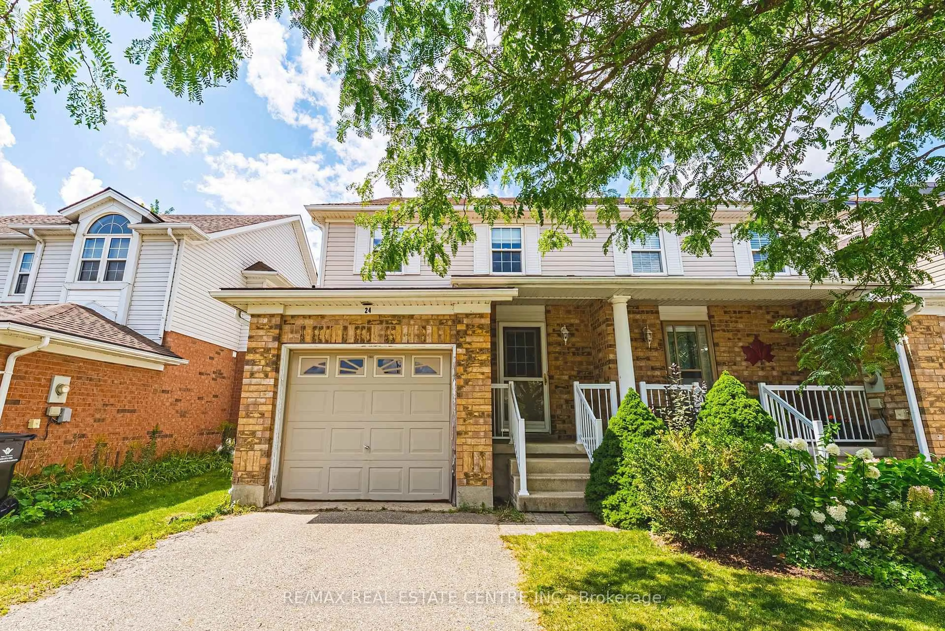 Home with brick exterior material, street for 24 King William Crt, Cambridge Ontario N3C 4J2