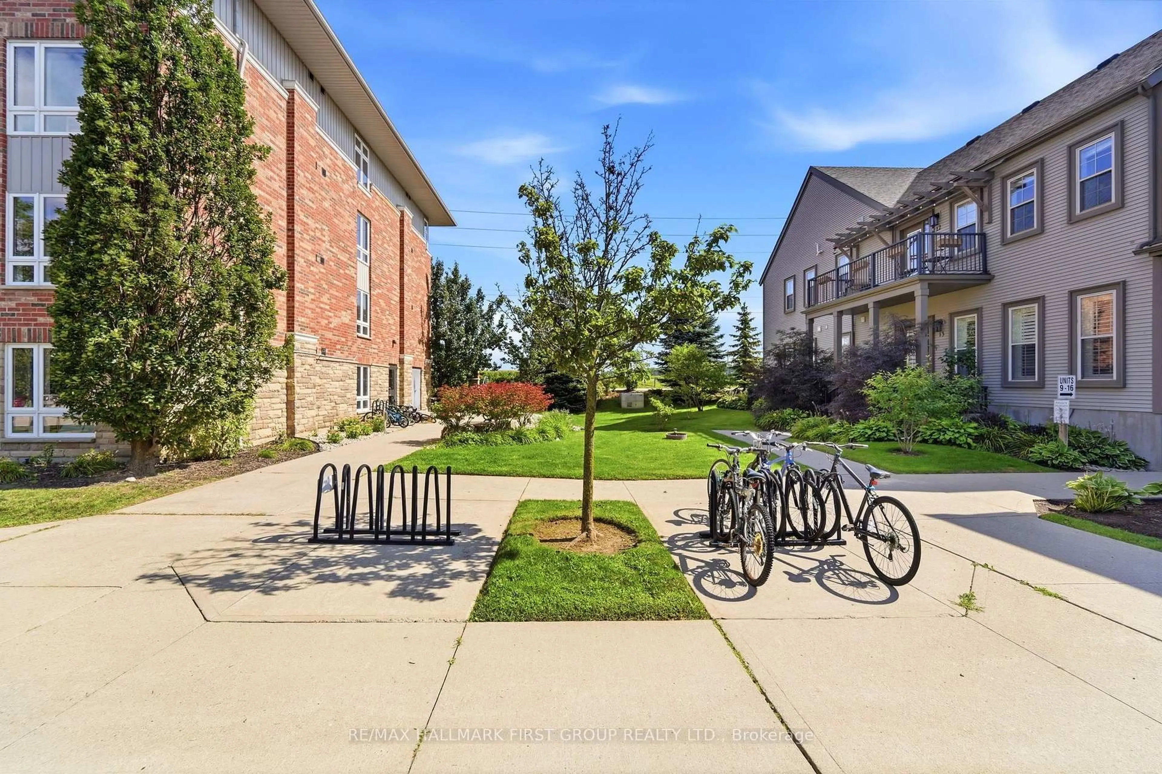 Patio, street for 19 Waterford Dr #403, Guelph Ontario N1L 0J1