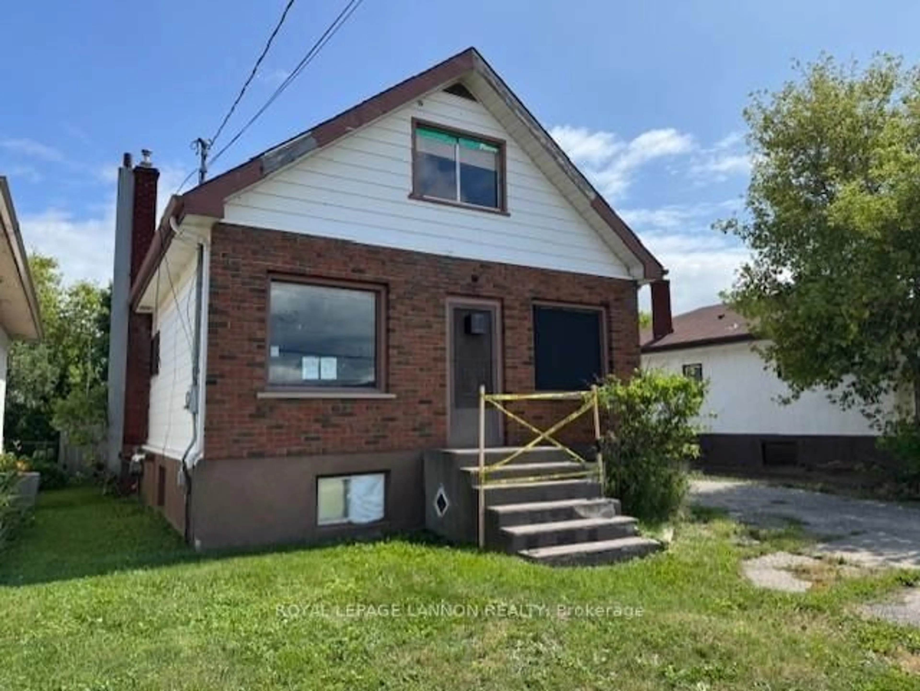Unknown for 132 Northern Ave, Thunder Bay Ontario P7C 2V5