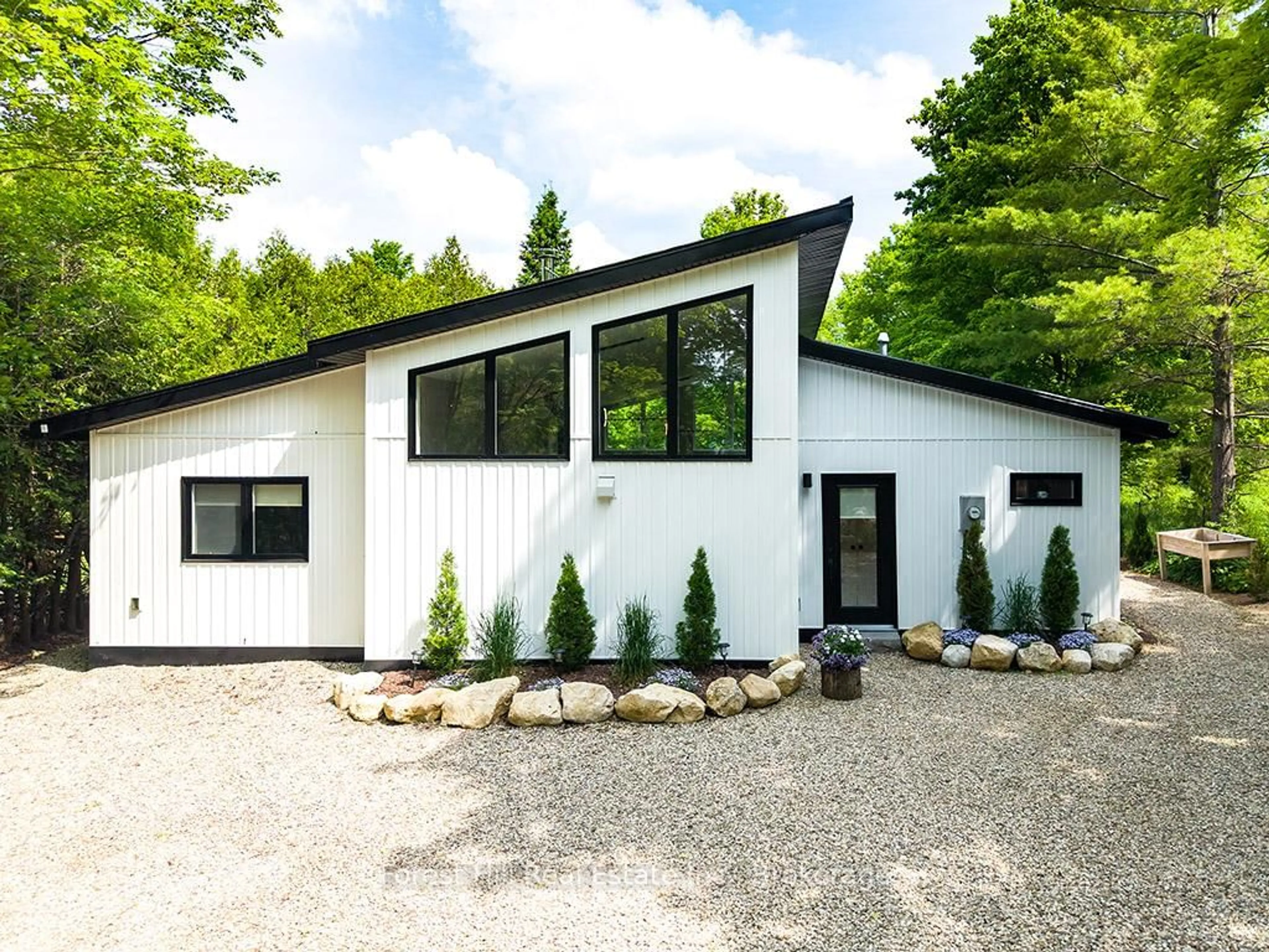 Home with vinyl exterior material, street for 149 Sir William's Lane, Grey Highlands Ontario N0C 1E0