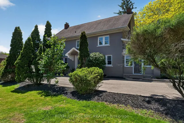 260 Main St, Grimsby 3