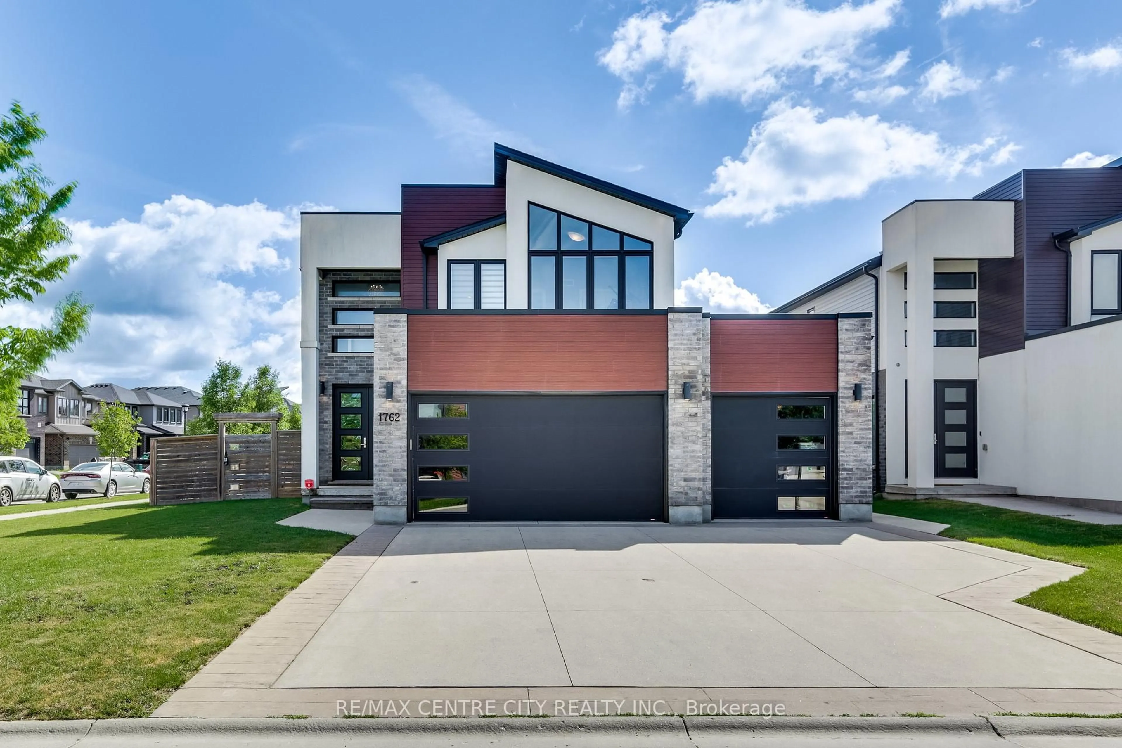 Home with brick exterior material, street for 1762 Dewar Pl, London North Ontario N6G 0L4