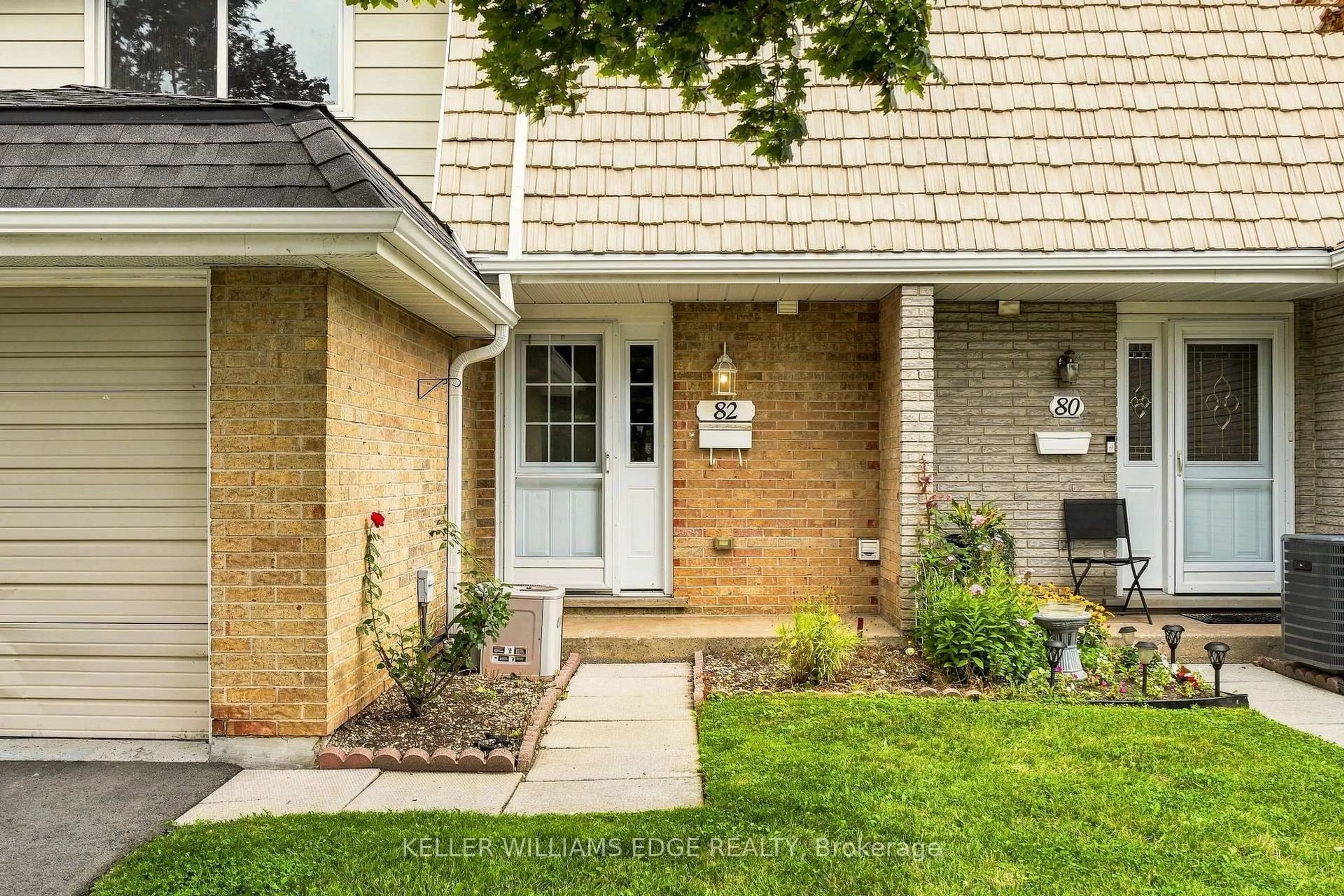 Home with brick exterior material, street for 82 St. Andrews Dr, Hamilton Ontario L8K 6H4