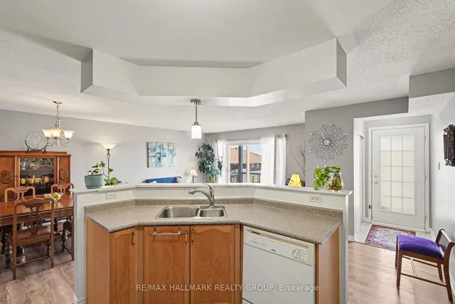 3275 St Joseph Blvd #205, Ottawa 3