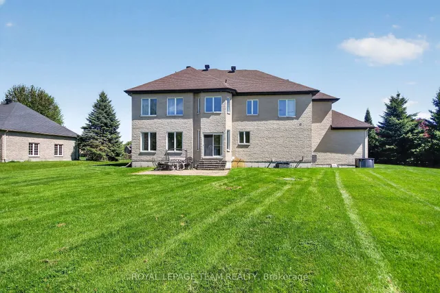 5472 Wicklow Dr, Ottawa 3