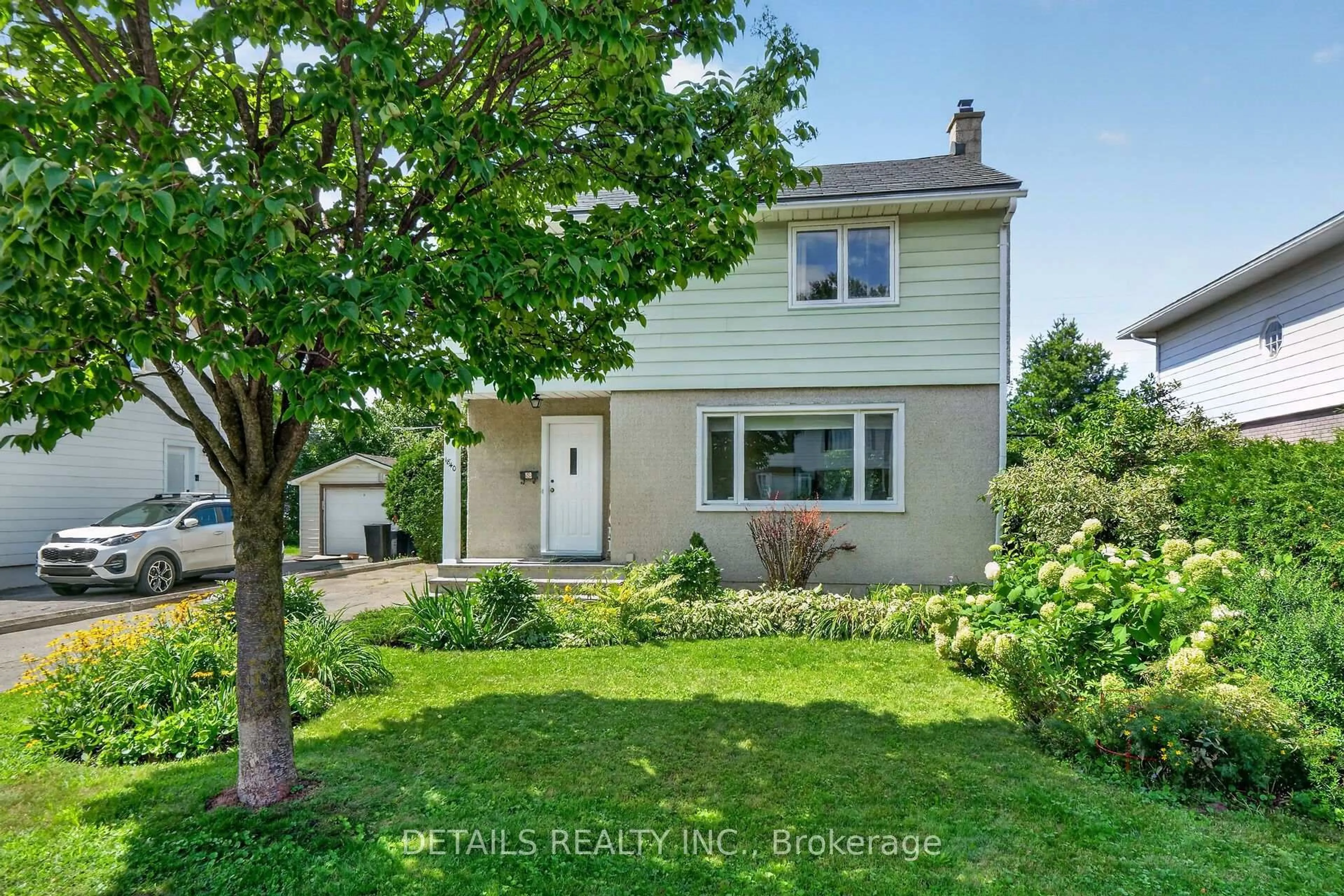 Home with vinyl exterior material, street for 1840 Haig Dr, Ottawa Ontario K1G 2J4