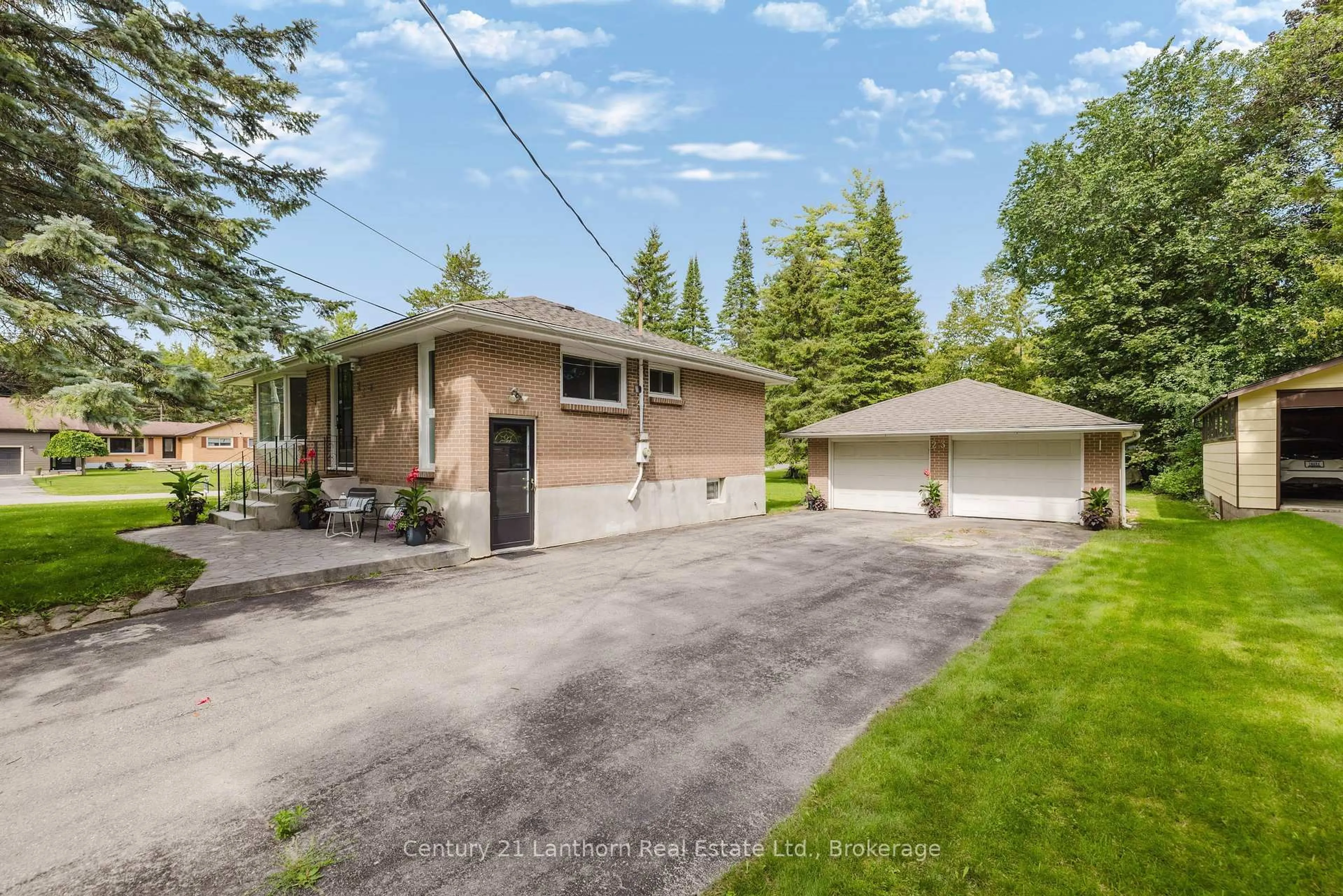 A pic from outside/outdoor area/front of a property/back of a property/a pic from drone, street for 23 Wood St, Quinte West Ontario K8V 5P6