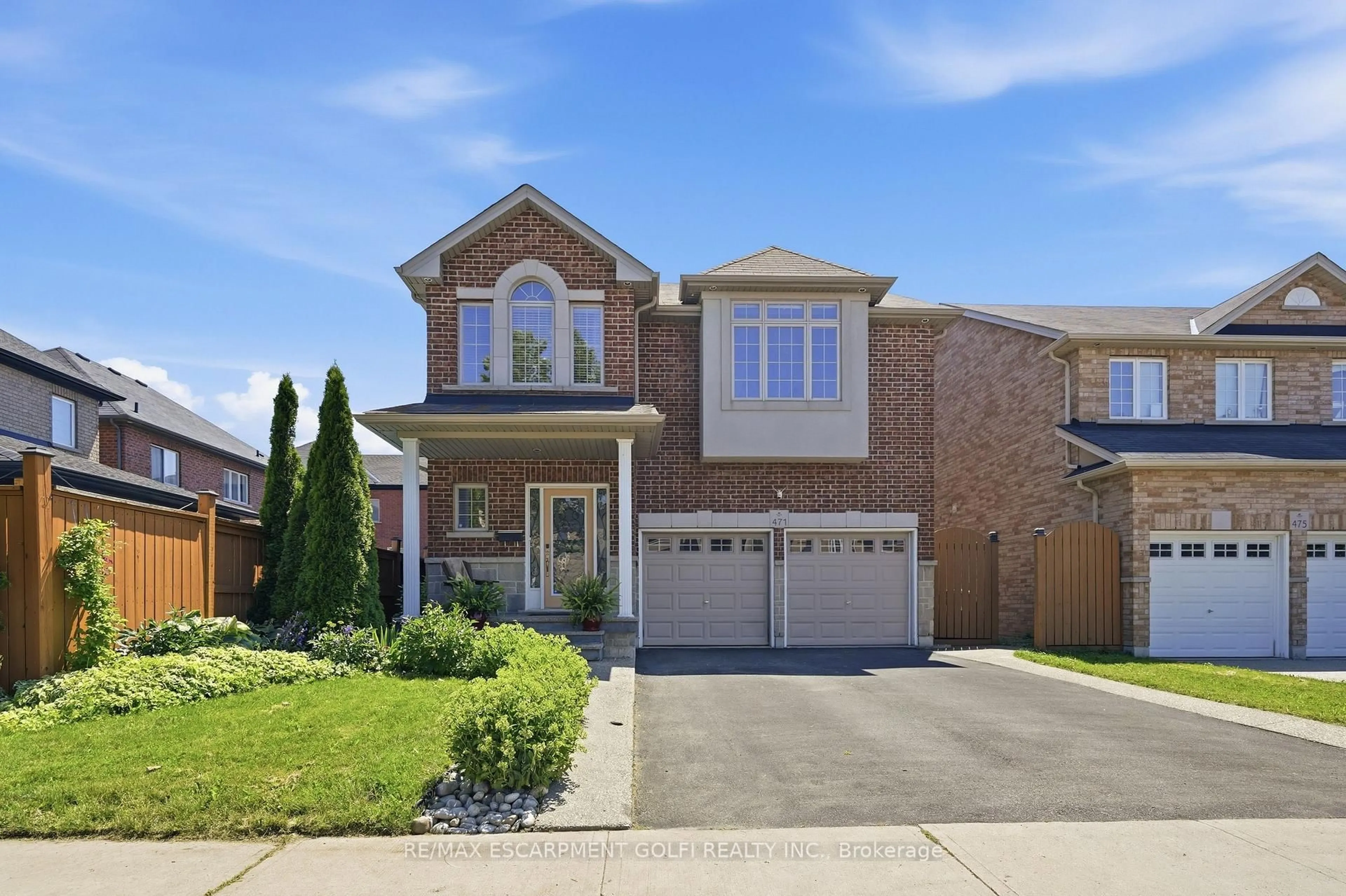 Home with brick exterior material, street for 471 Old Mud St, Hamilton Ontario L8J 0C7