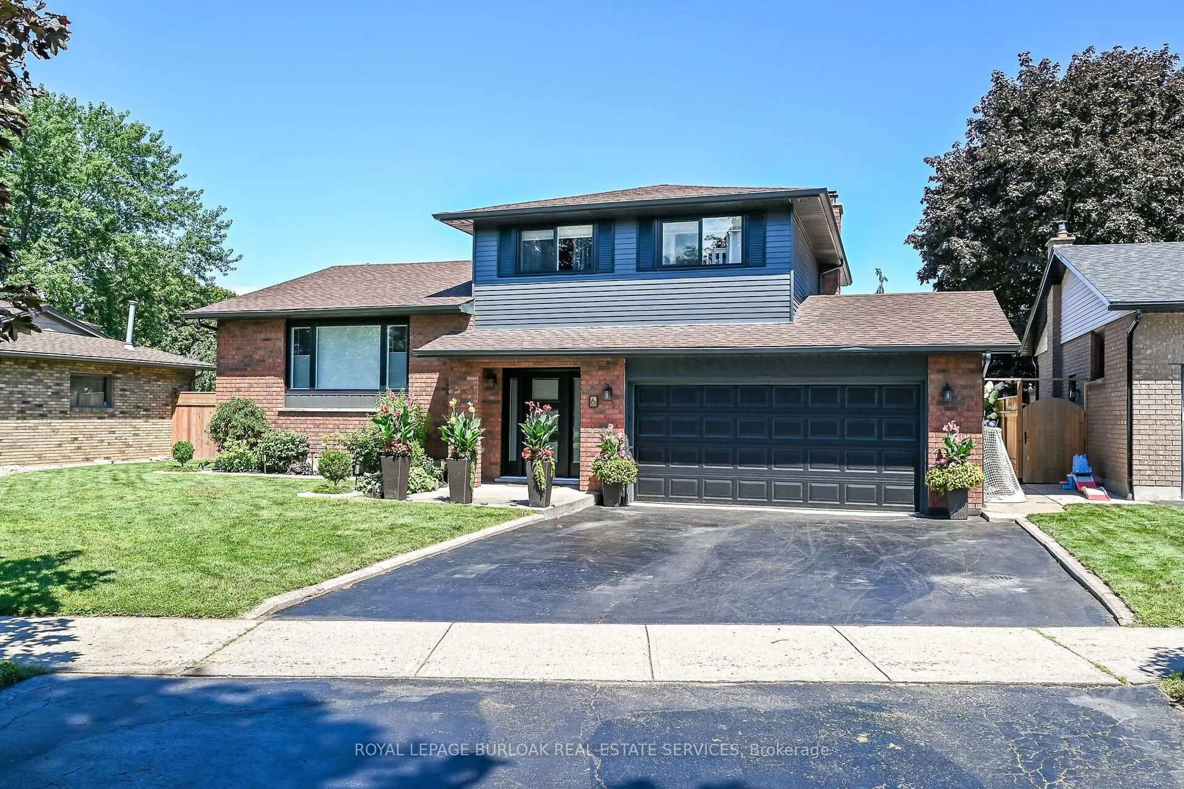 Home with brick exterior material, street for 6 Margaret Ave, Grimsby Ontario L3M 4S1