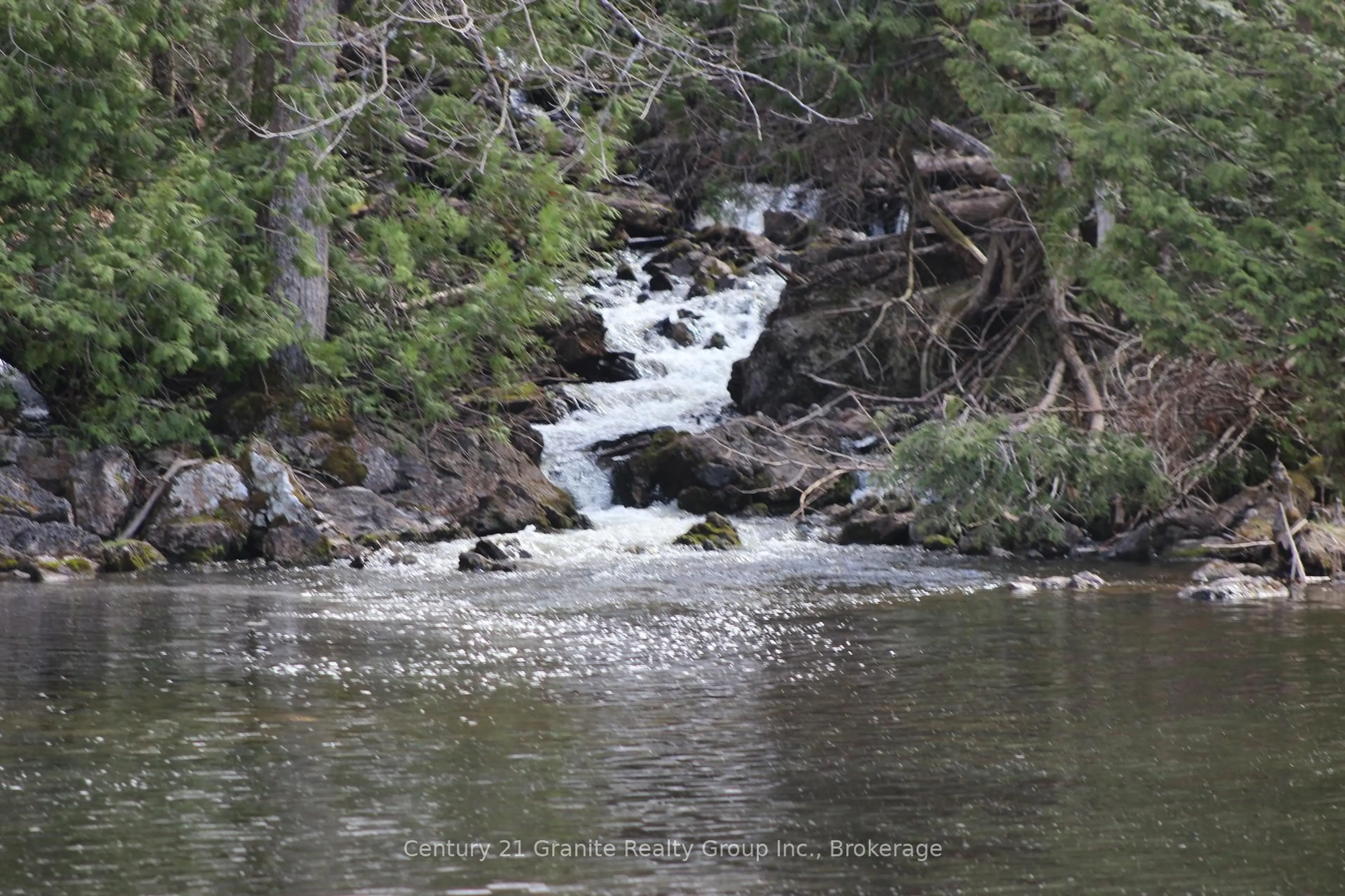 Blurry image for 1037 Andek Tr, Highlands East Ontario K0M 1X0