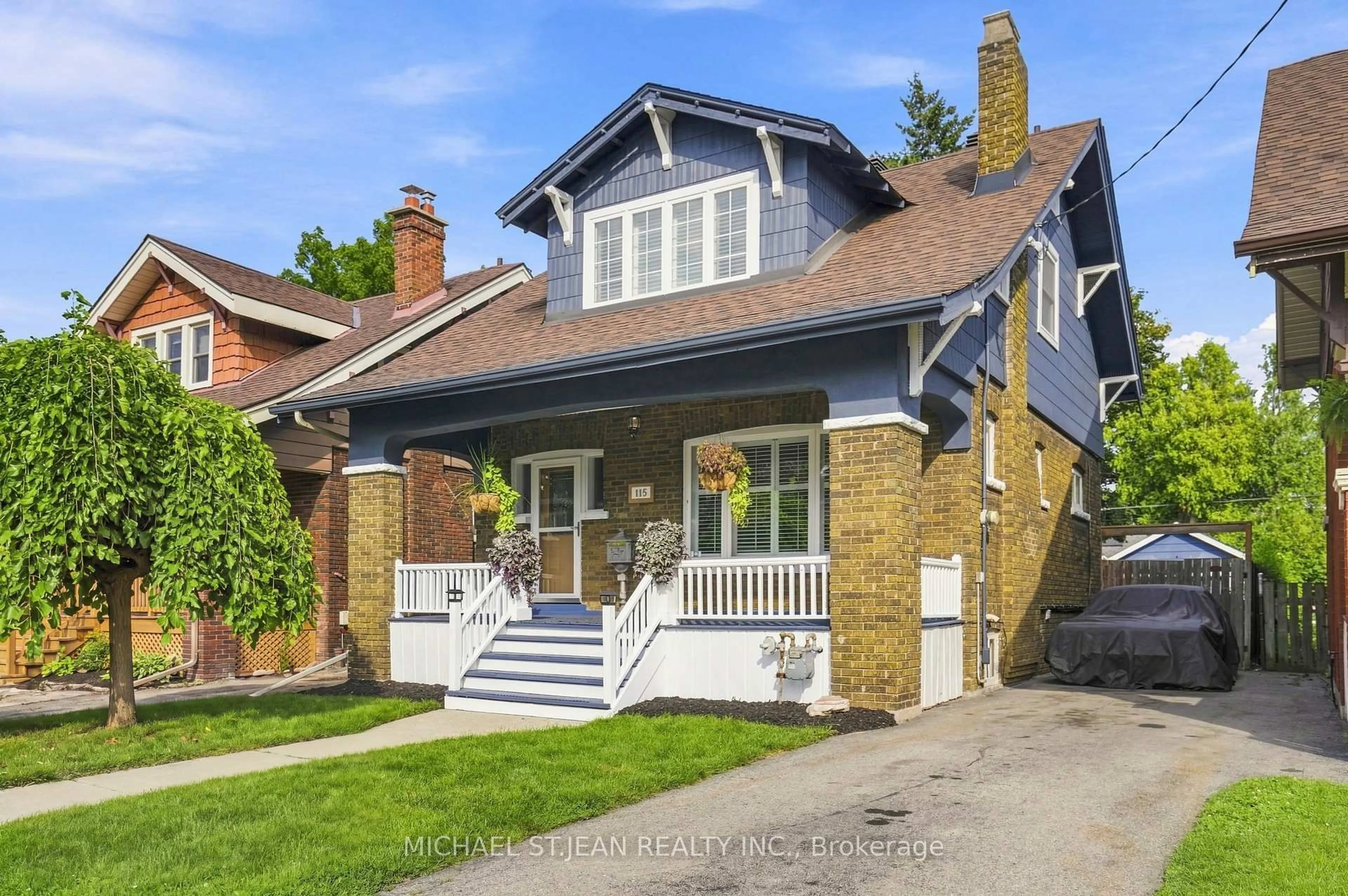 Home with brick exterior material, street for 115 Kensington Ave, Hamilton Ontario L8M 3H1