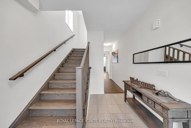 163 Spitfire Dr, Hamilton 4