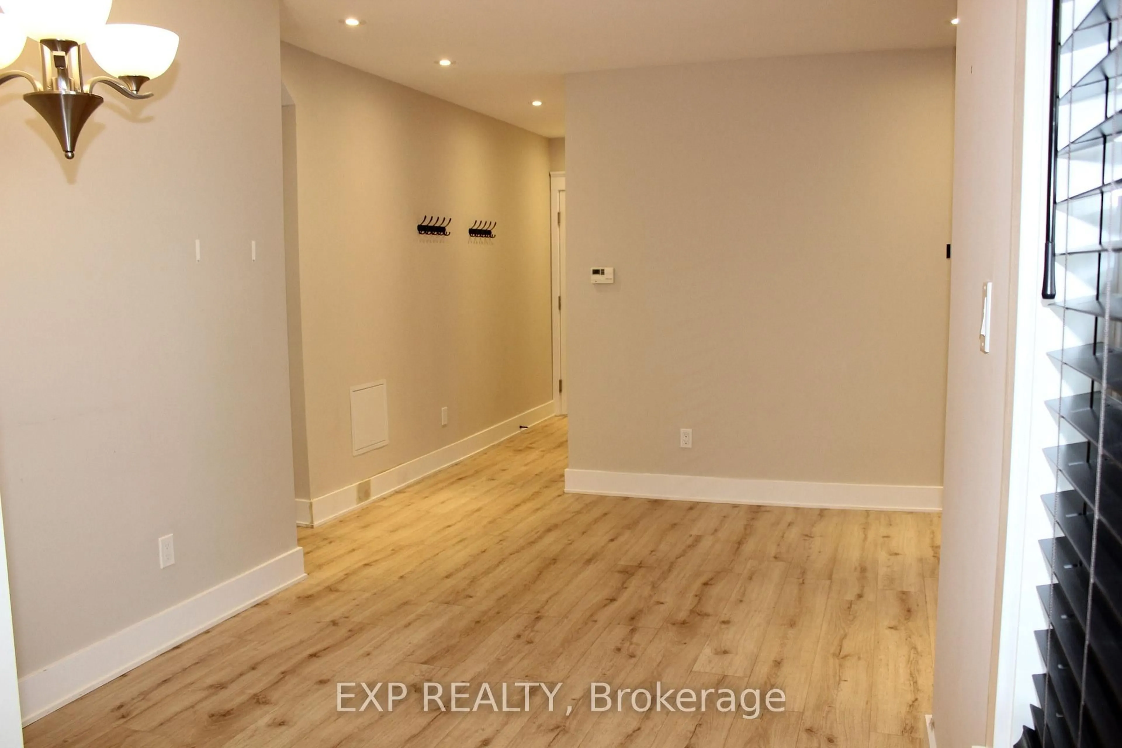 A pic of a room for 9 Kent St, Smiths Falls Ontario K7A 1B5