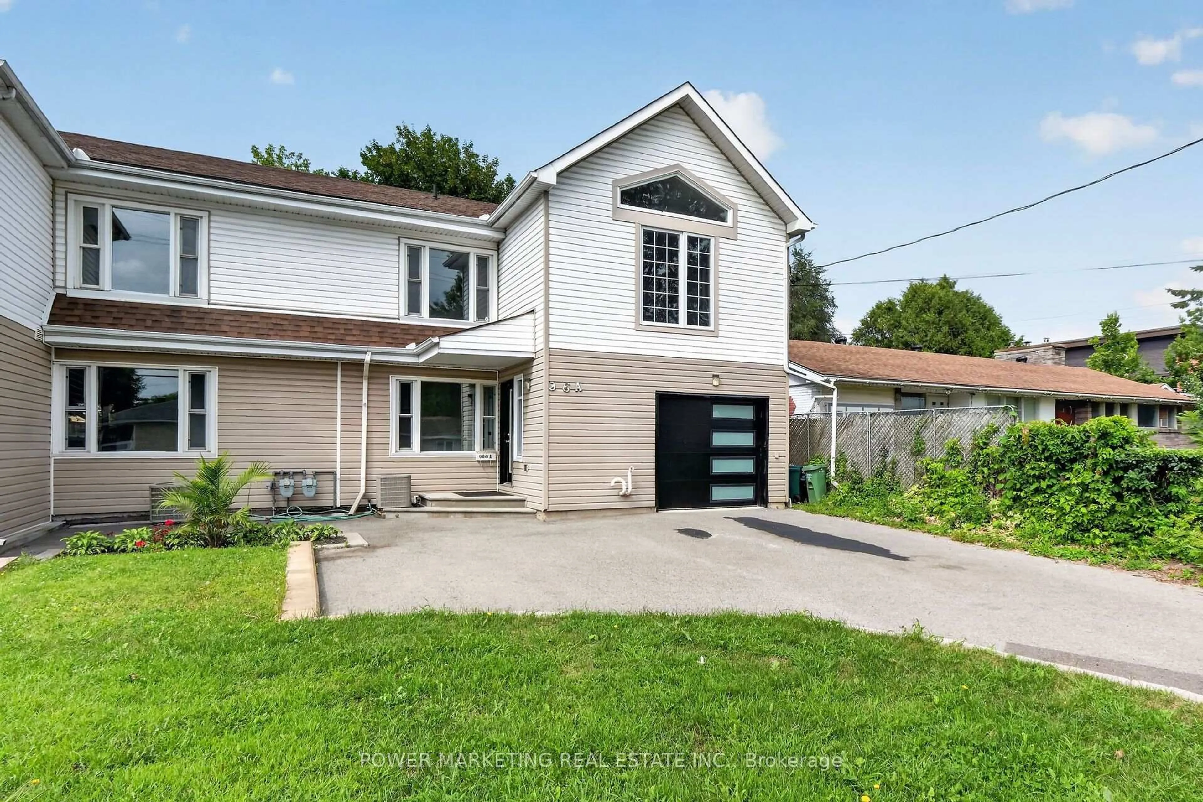 Unknown for 986 LAPORTE St, Gloucester Ontario K1J 7B4