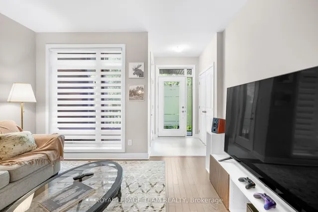 538 Crescendo Private #32, Ottawa 5