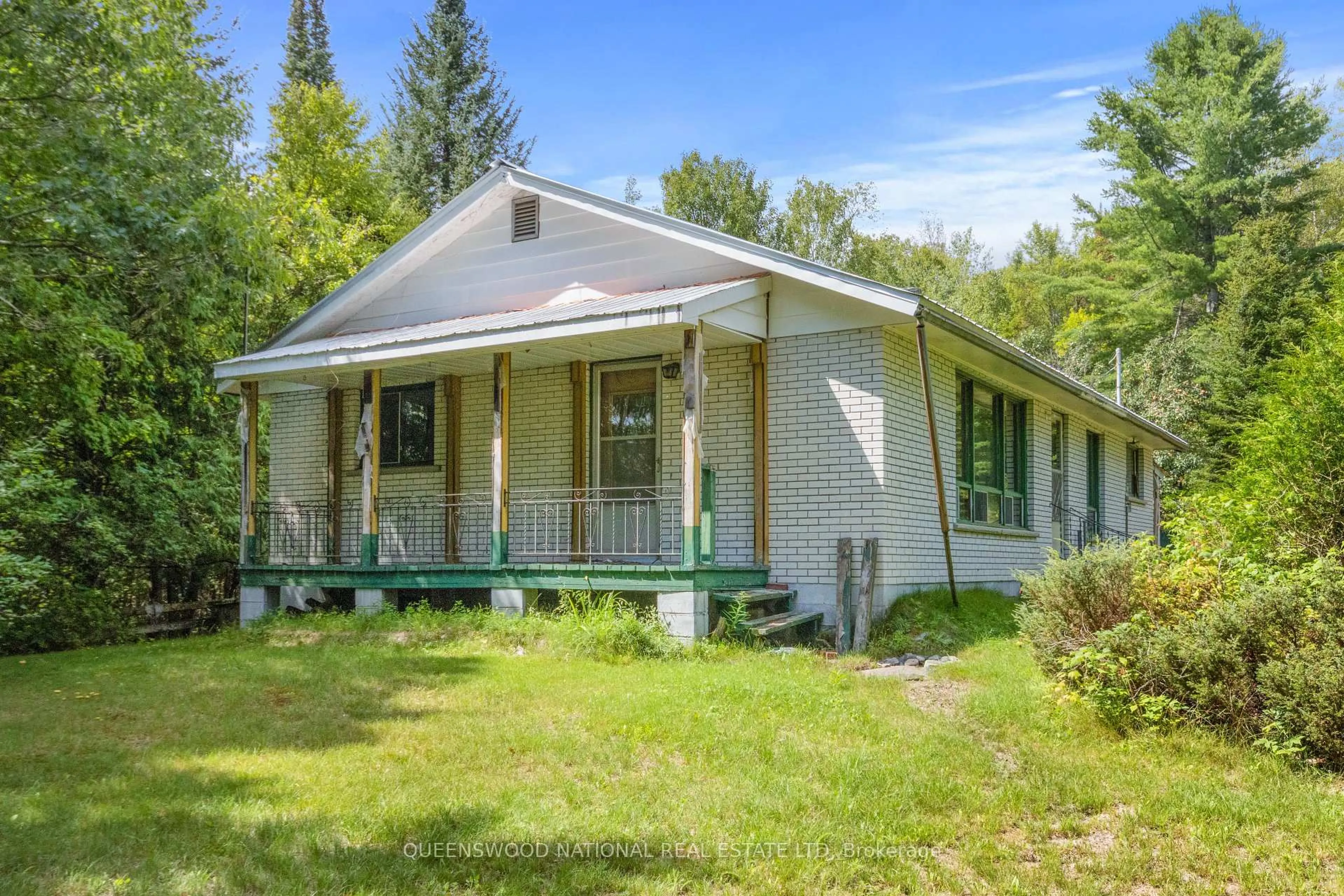 Home with vinyl exterior material, unknown for 10A Mcmaster Lake Lane, Barry's Bay Ontario K0J 1B0