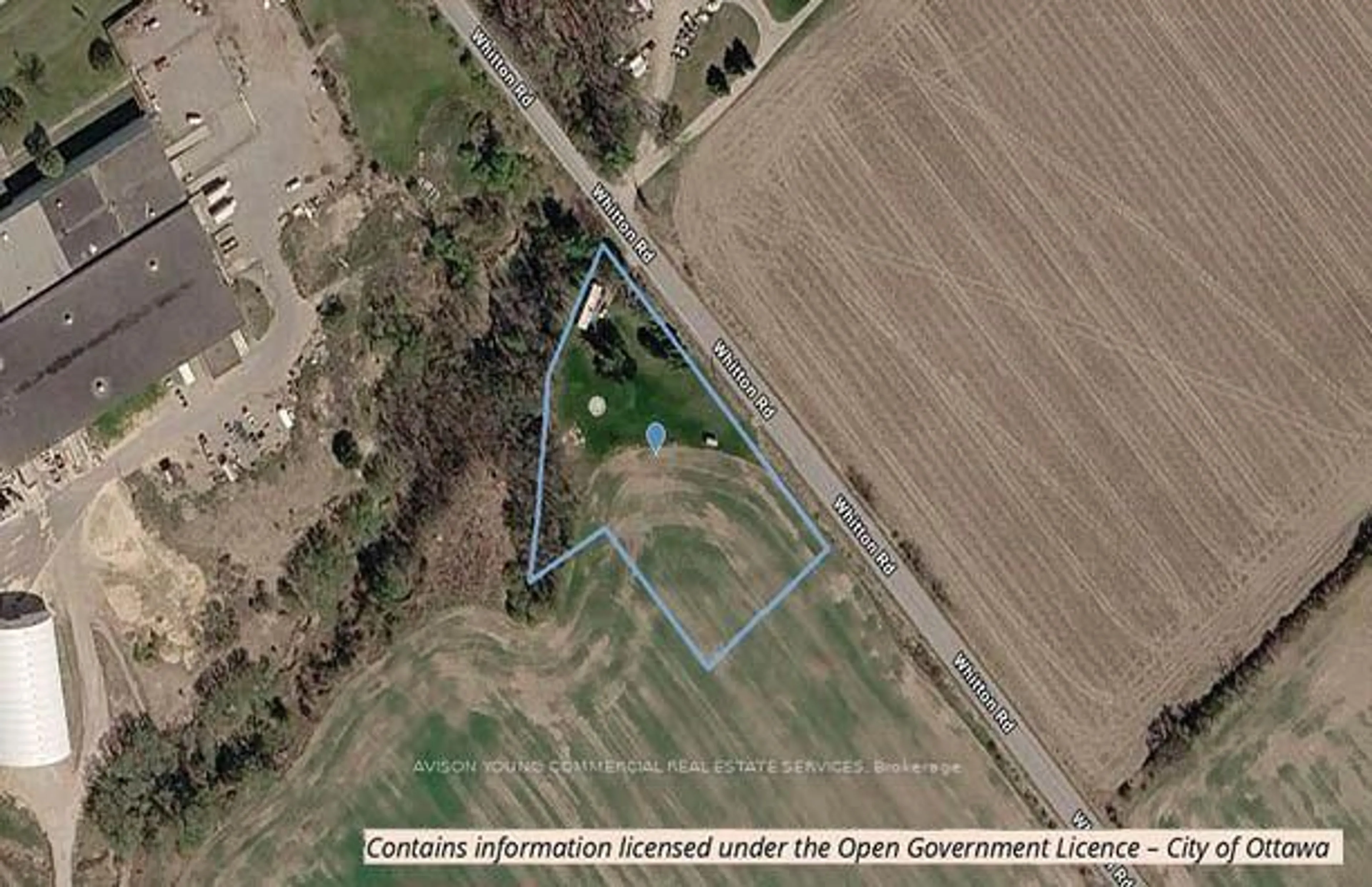 A pic from outside/outdoor area/front of a property/back of a property/a pic from drone, building for 824 Whitton St, Renfrew Ontario K7V 3Z4