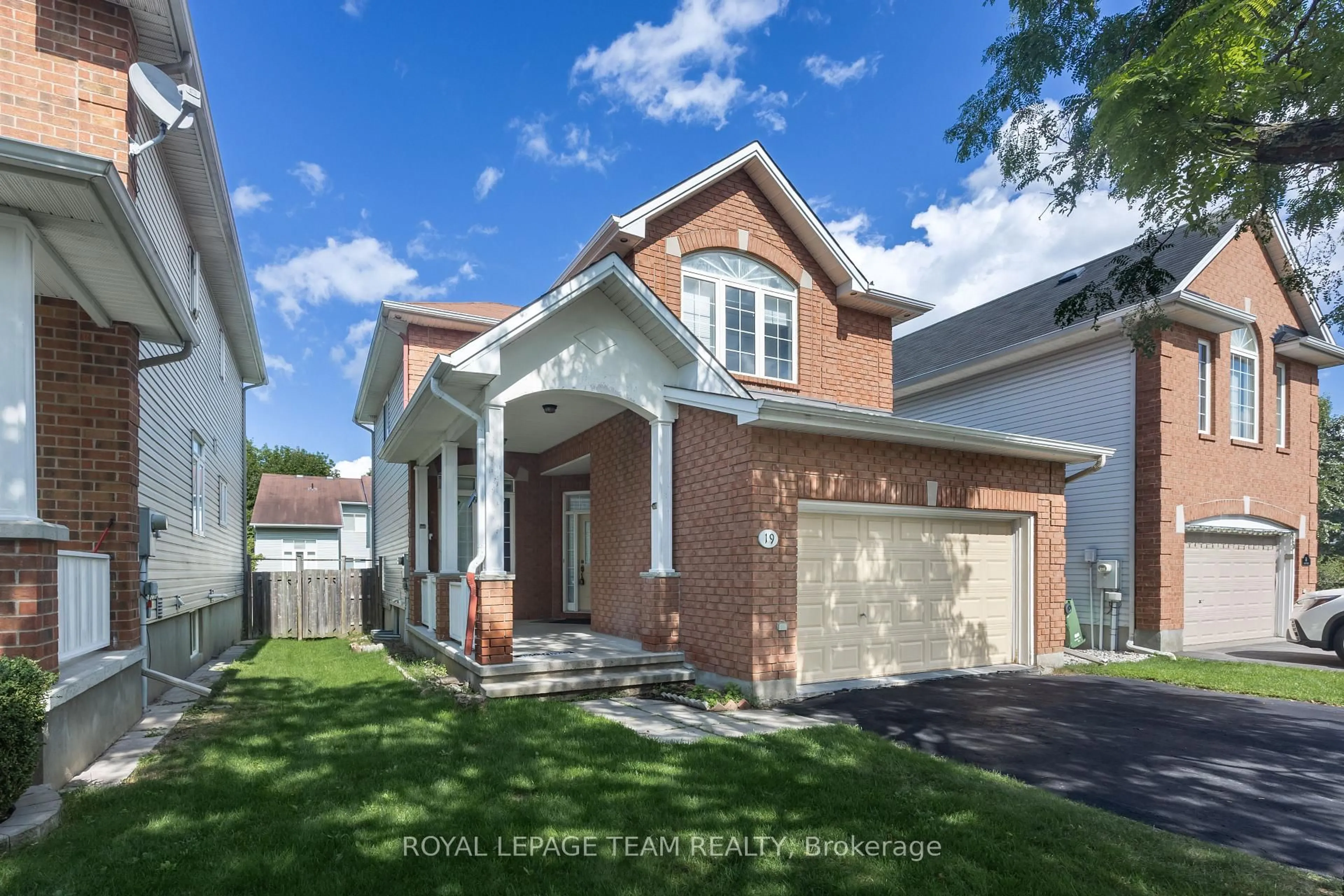 Home with brick exterior material, street for 19 Dunn St, Kanata Ontario K2K 3J8