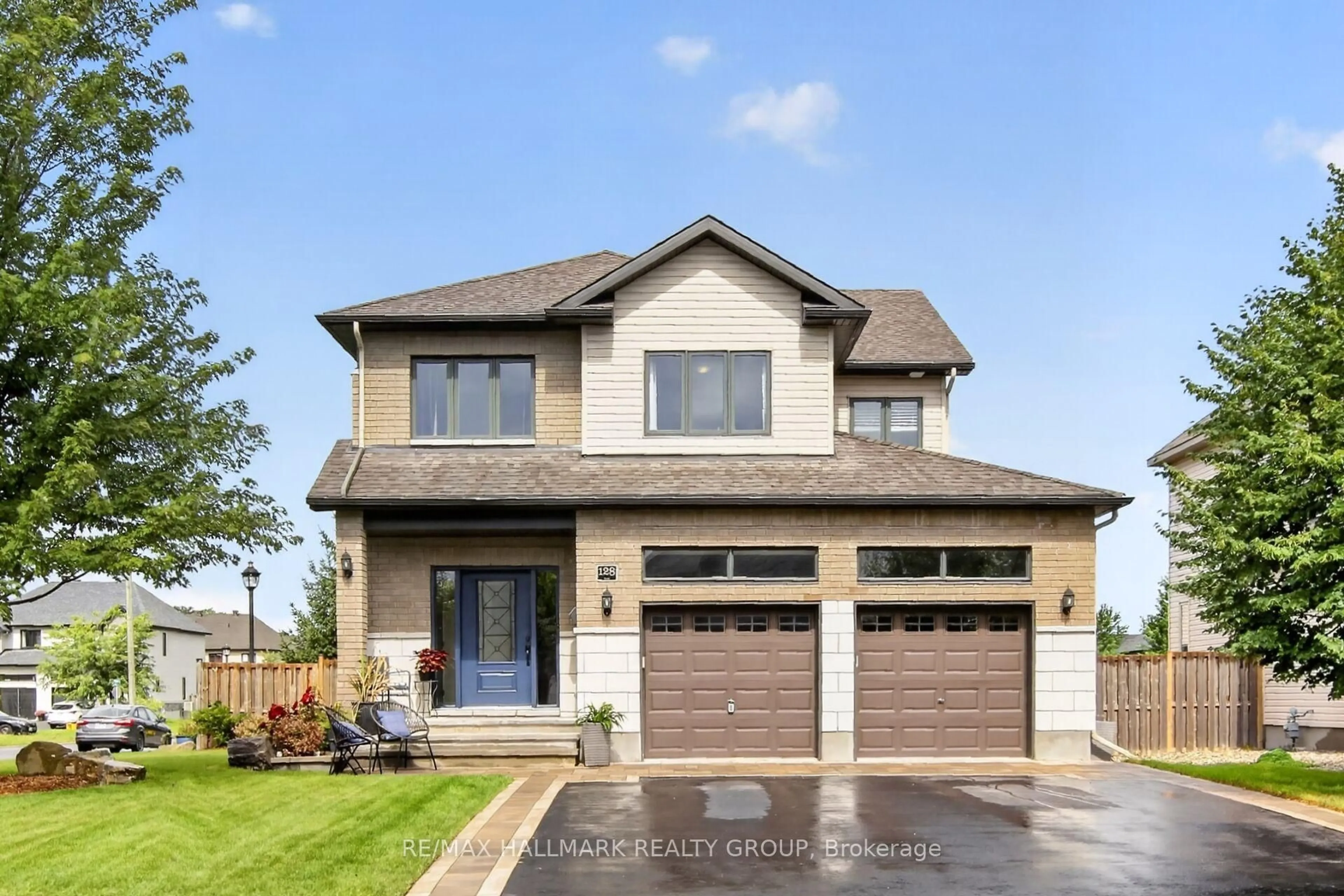 Home with brick exterior material, street for 128 Francis St, Carleton Place Ontario K7C 0E9