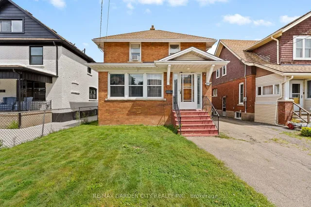 4842 Fourth Ave, Niagara Falls 2