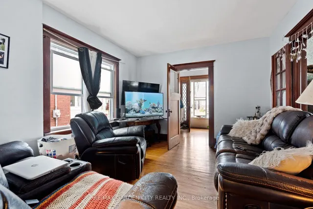 4842 Fourth Ave, Niagara Falls 4