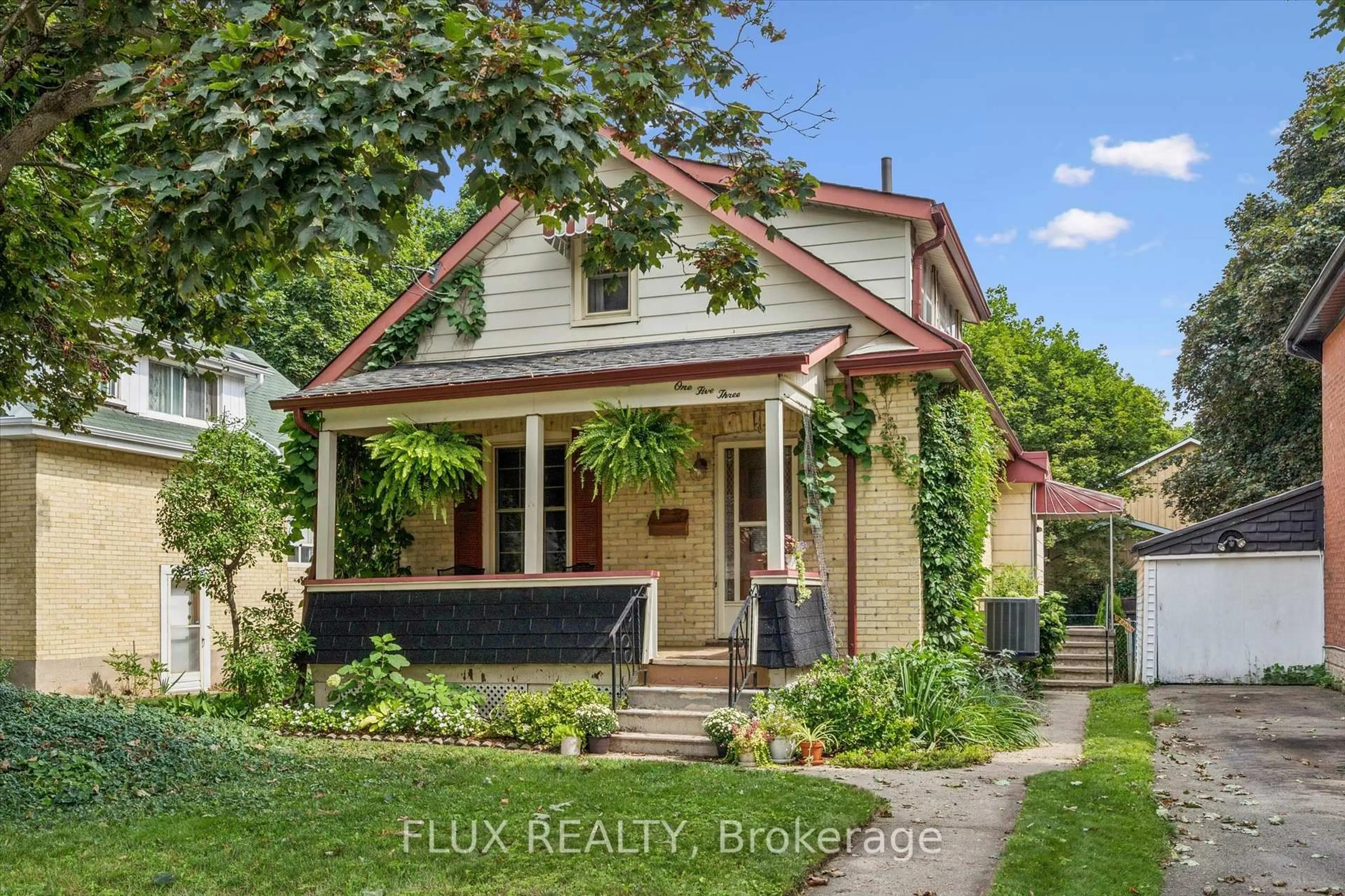 Home with vinyl exterior material, street for 153 Hewat St, Cambridge Ontario N3H 4H2